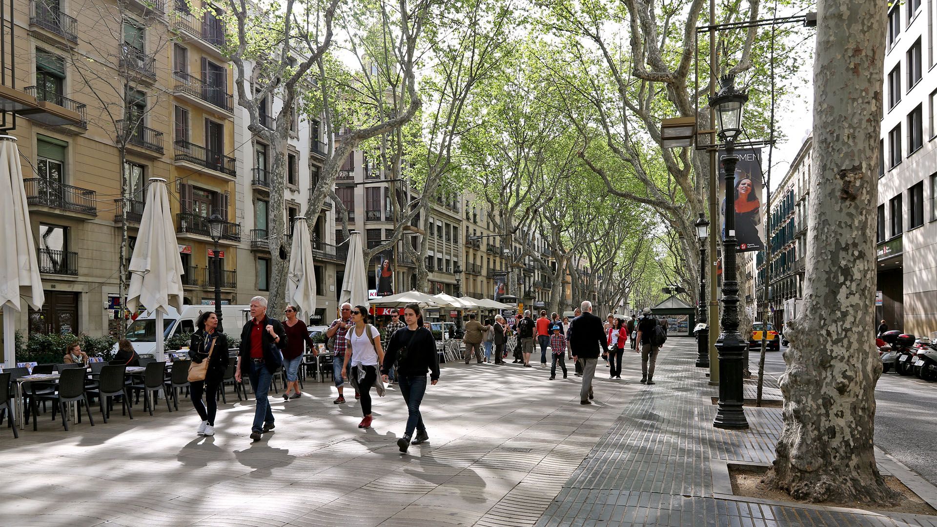 File:Spain -Barcelona, La Rambla - panoramio (1).jpg