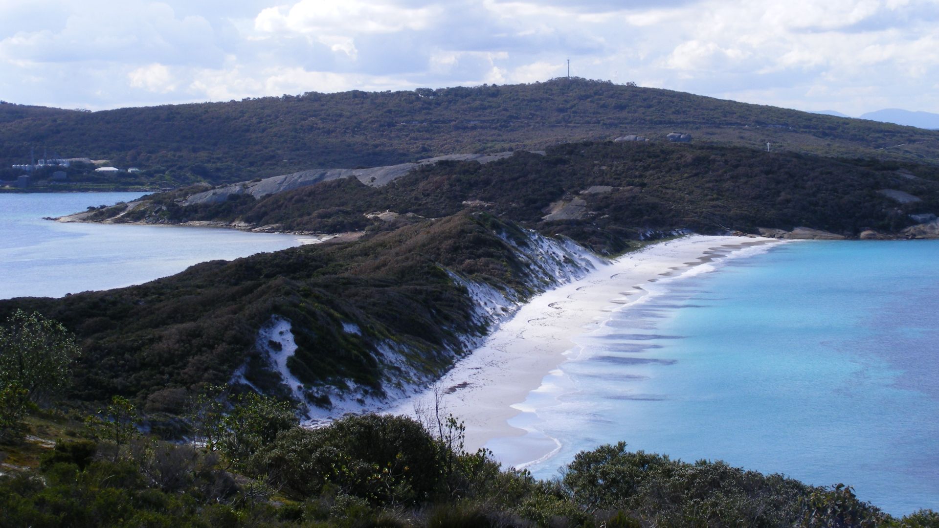 File:Isthmus example.jpg