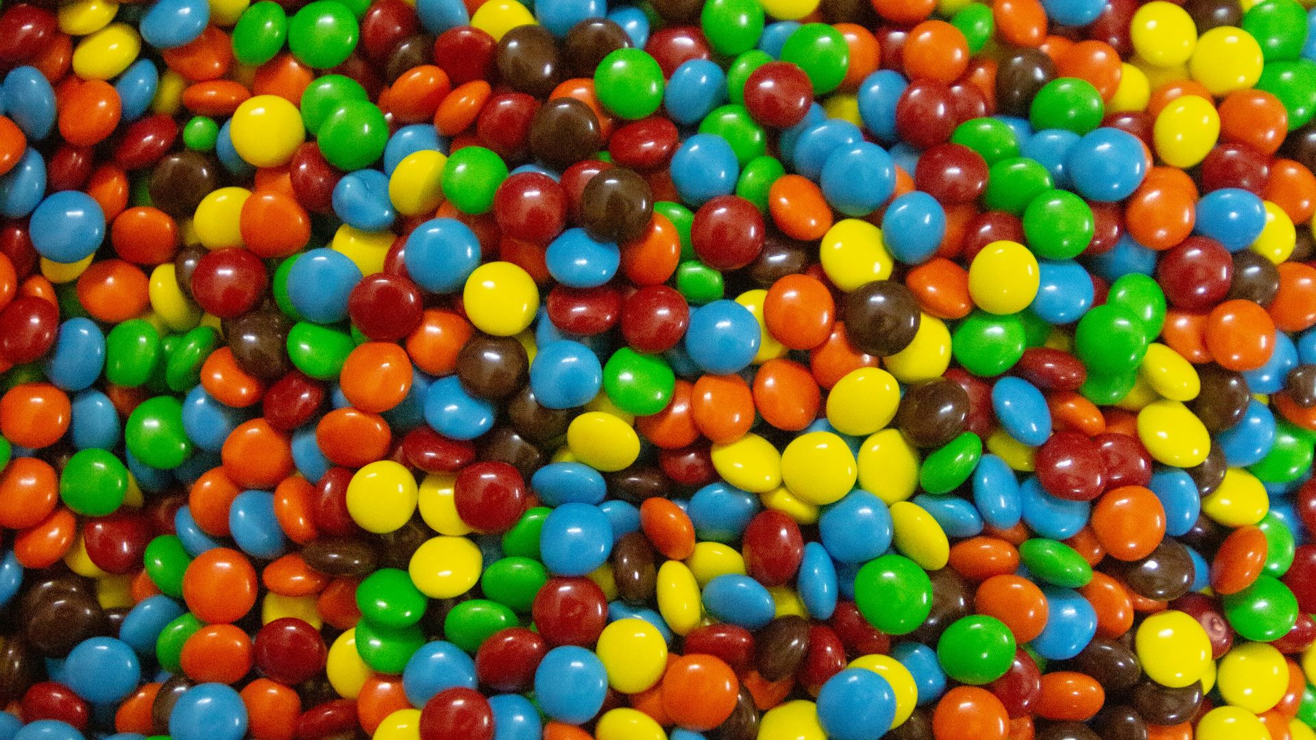 blue green yellow and red beads