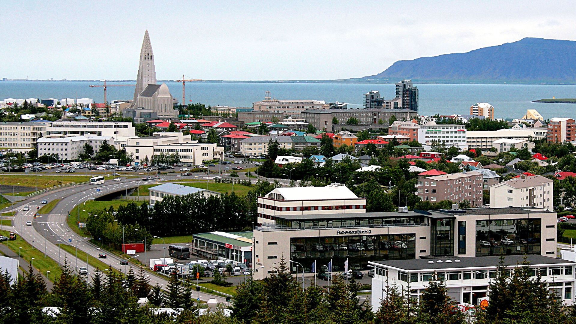 File:Reykjavík 5545 (cropped).JPG