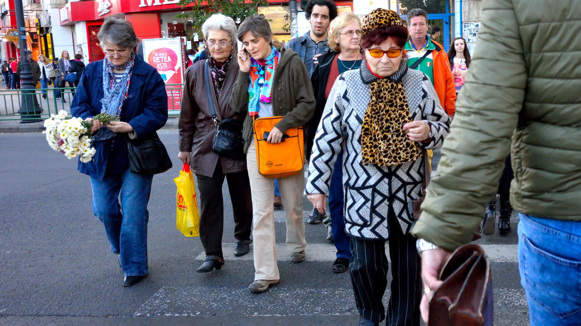 File:People-bucharest-october-2015.jpg