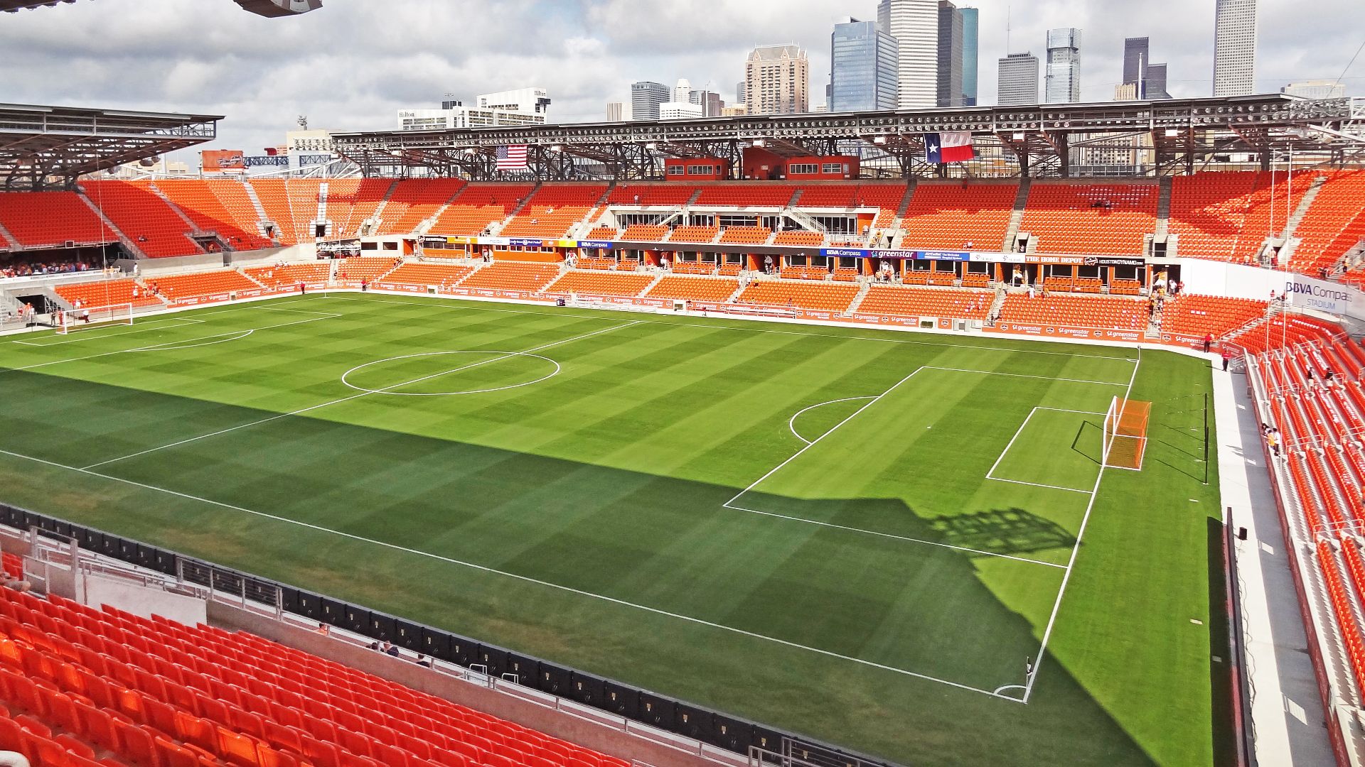 File:PNC Stadium Skyline View.jpg
