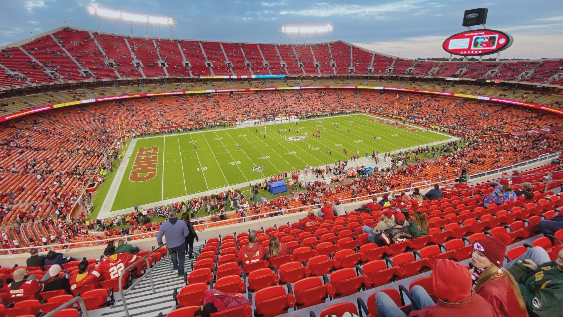 File:Arrowhead Stadium (October 27, 2019 - 4).jpg