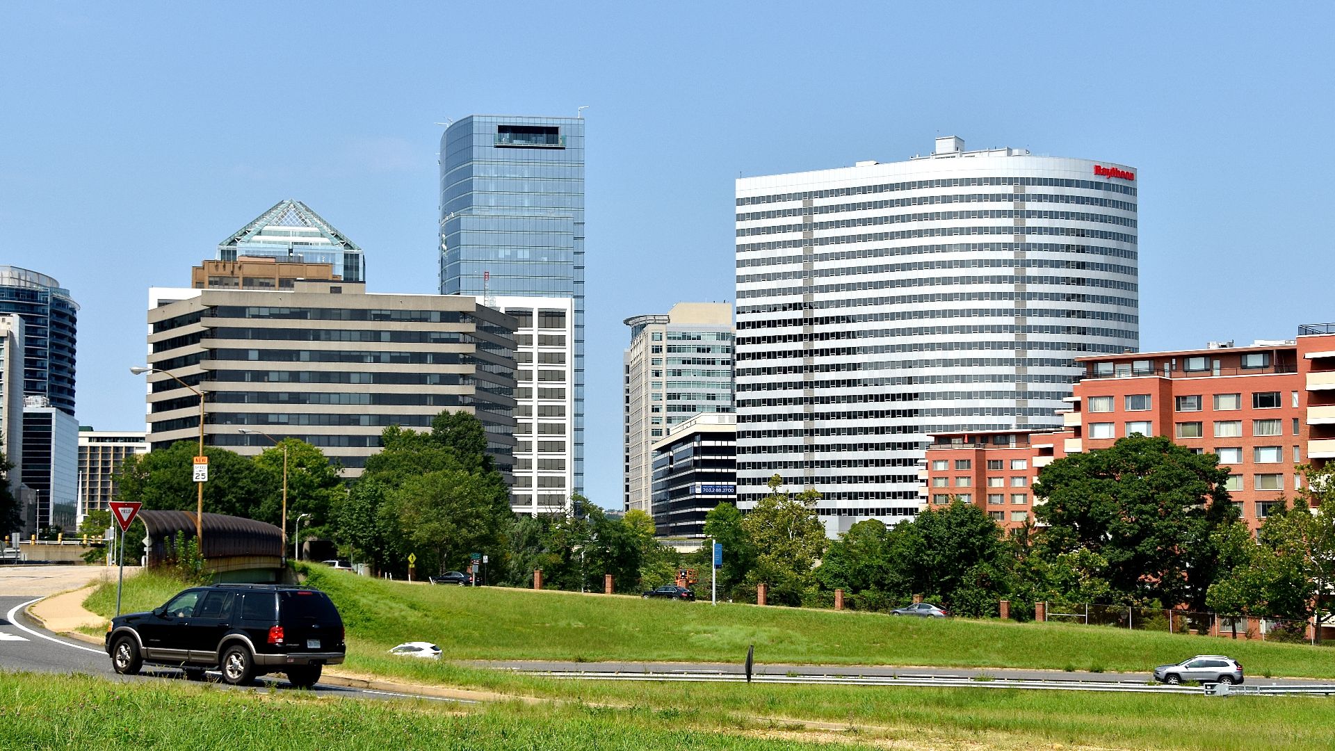 File:Arlington Virginia (46848533331).jpg