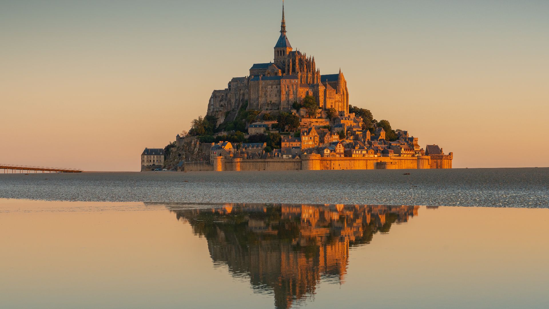 File:Mont St Michel at sunrise.jpg