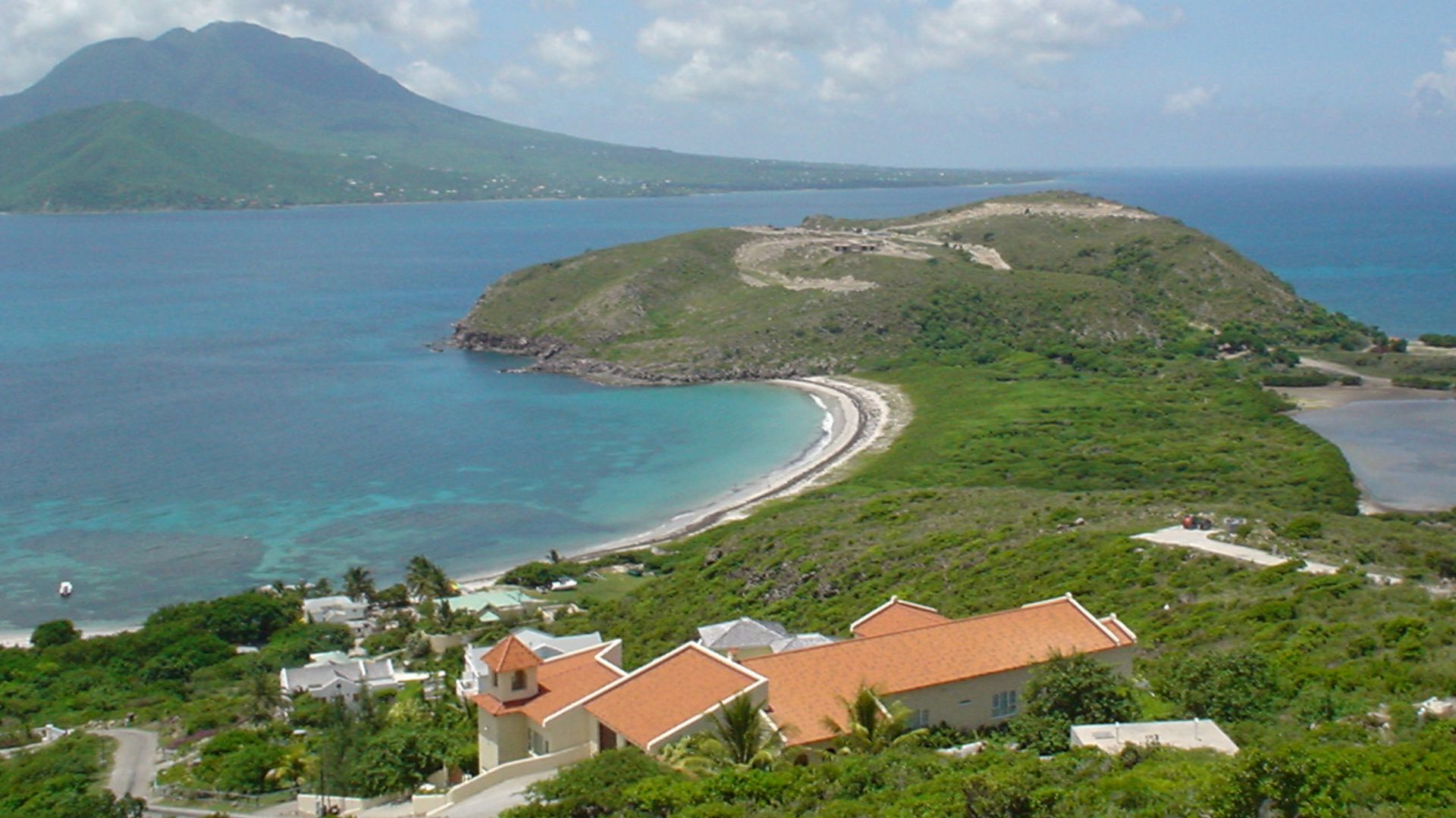 File:Stkitts-view-lookingatsea.jpg