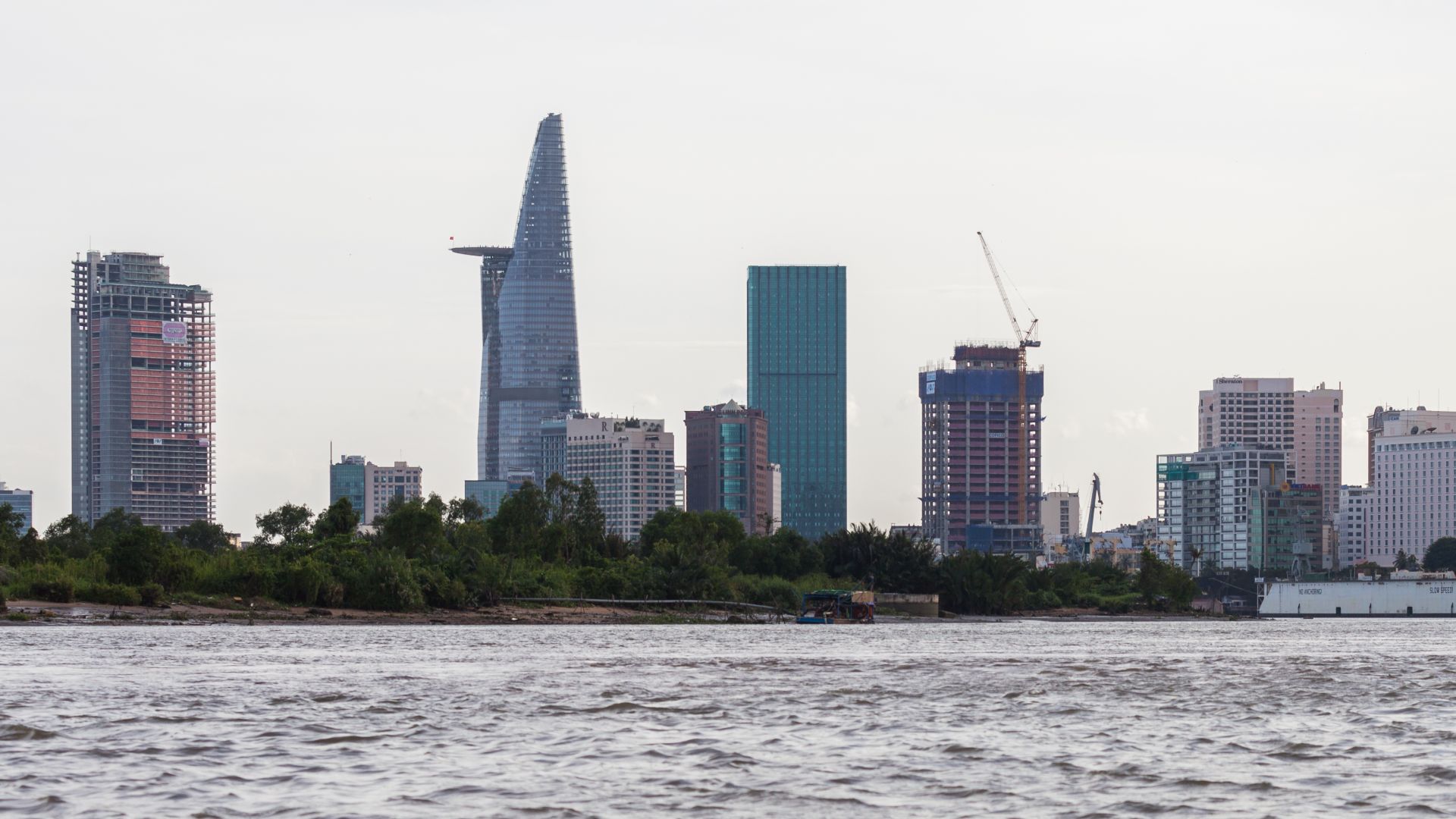 File:Río Saigón, Ciudad Ho Chi Minh, Vietnam, 2013-08-14, DD 29.JPG