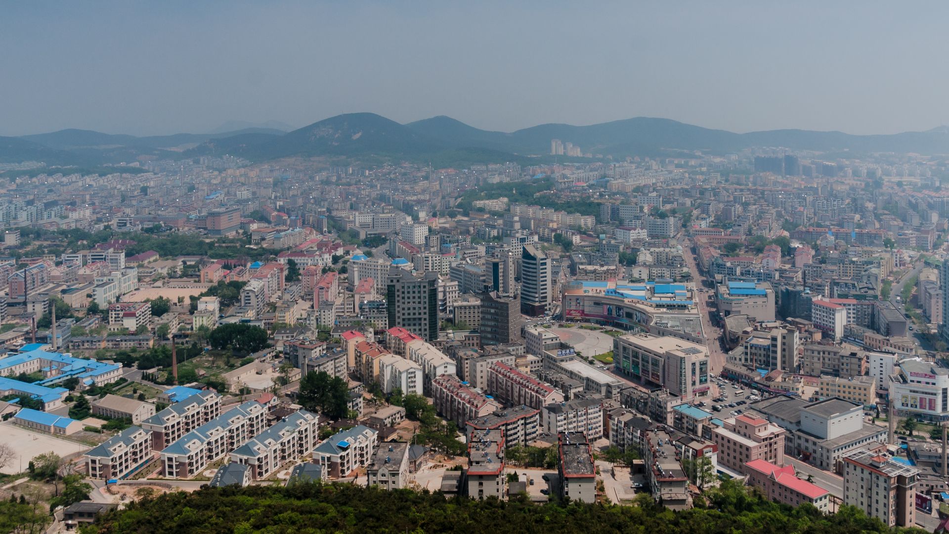 File:Lüshunkou Liaoning China City-view-02.jpg