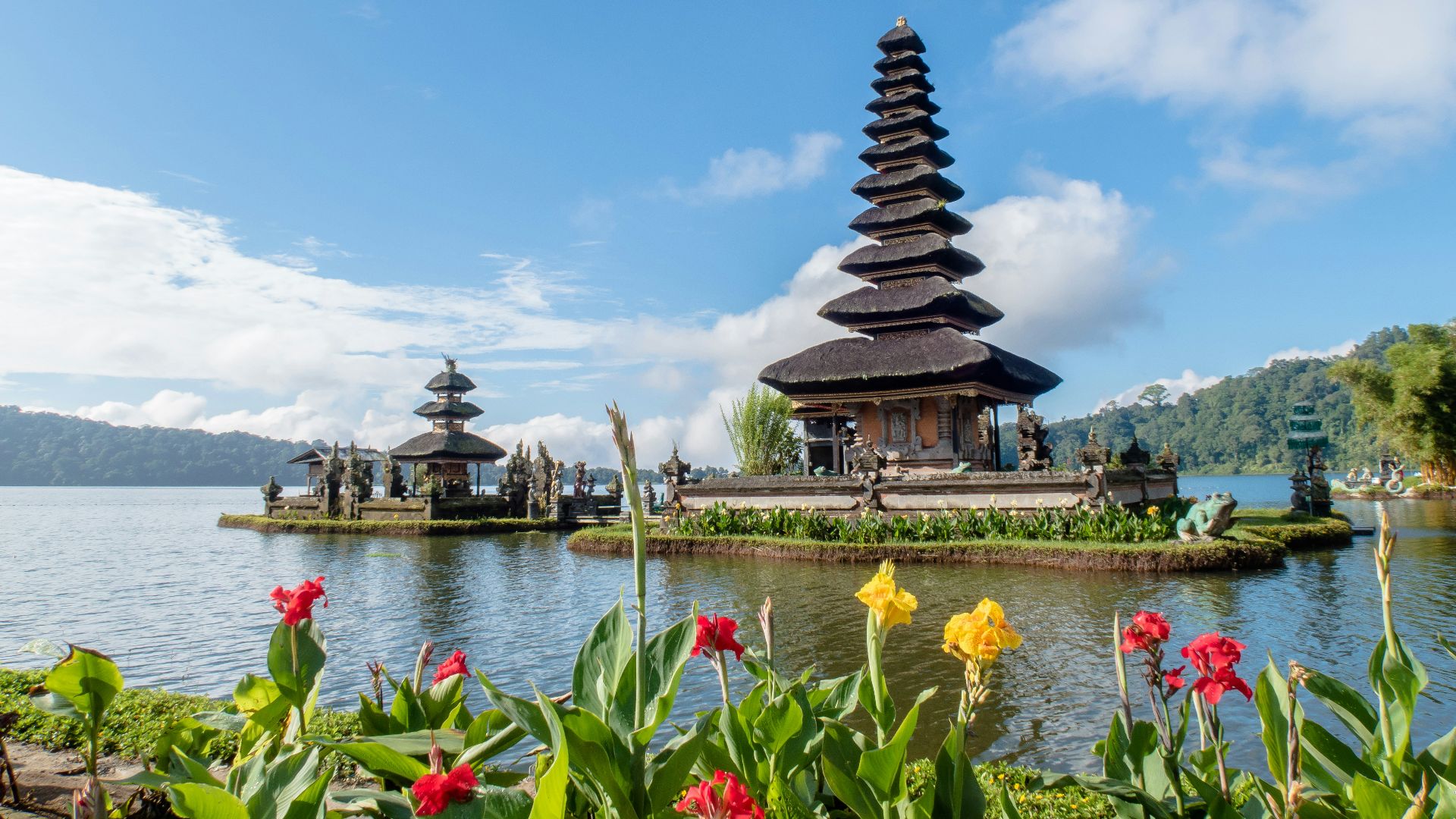 Pura Ulun Danu Bratan, Indonesia