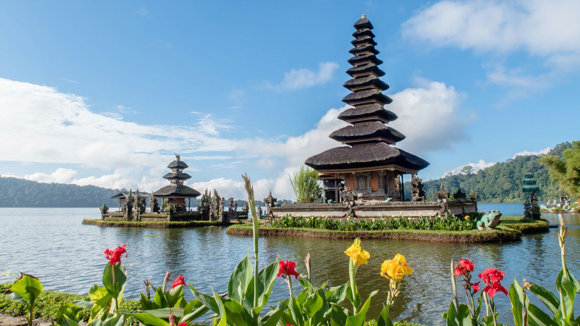 Pura Ulun Danu Bratan, Indonesia