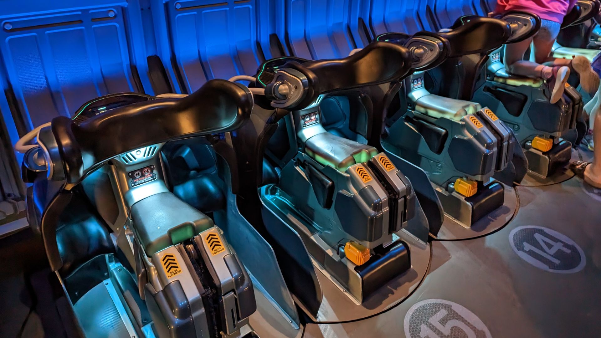 File:Disney's Animal Kingdom - 52630215895.jpg