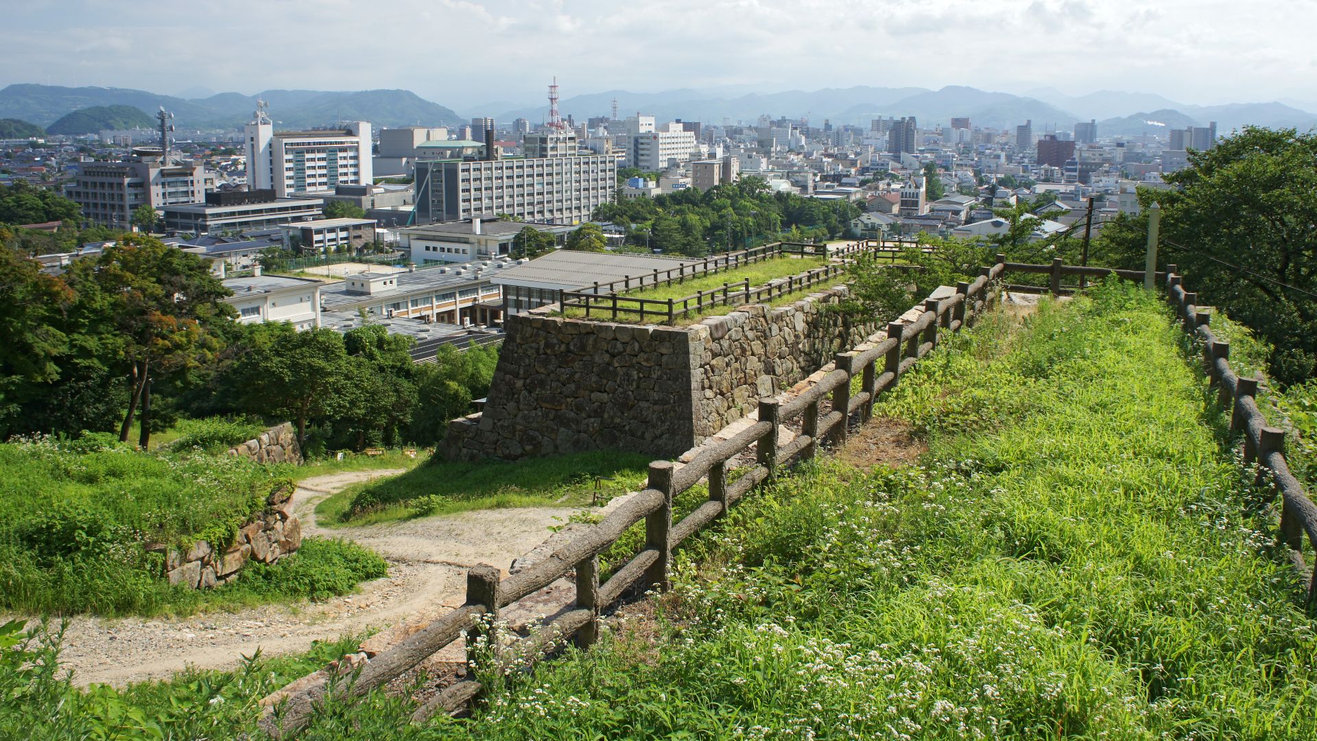 File:Tottori castle08 1920.jpg