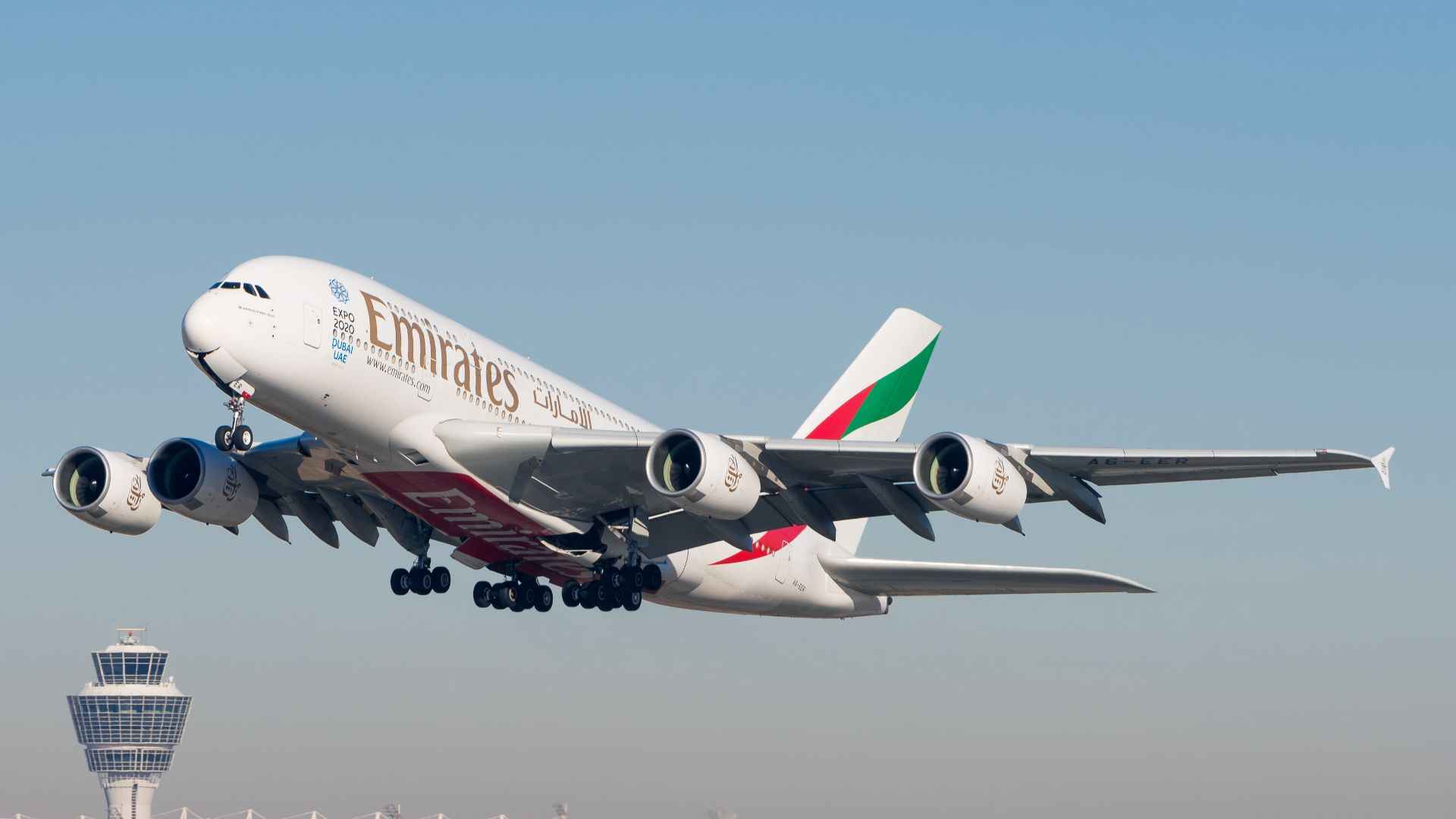 File:Emirates Airbus A380-861 A6-EER MUC 2015 01.jpg