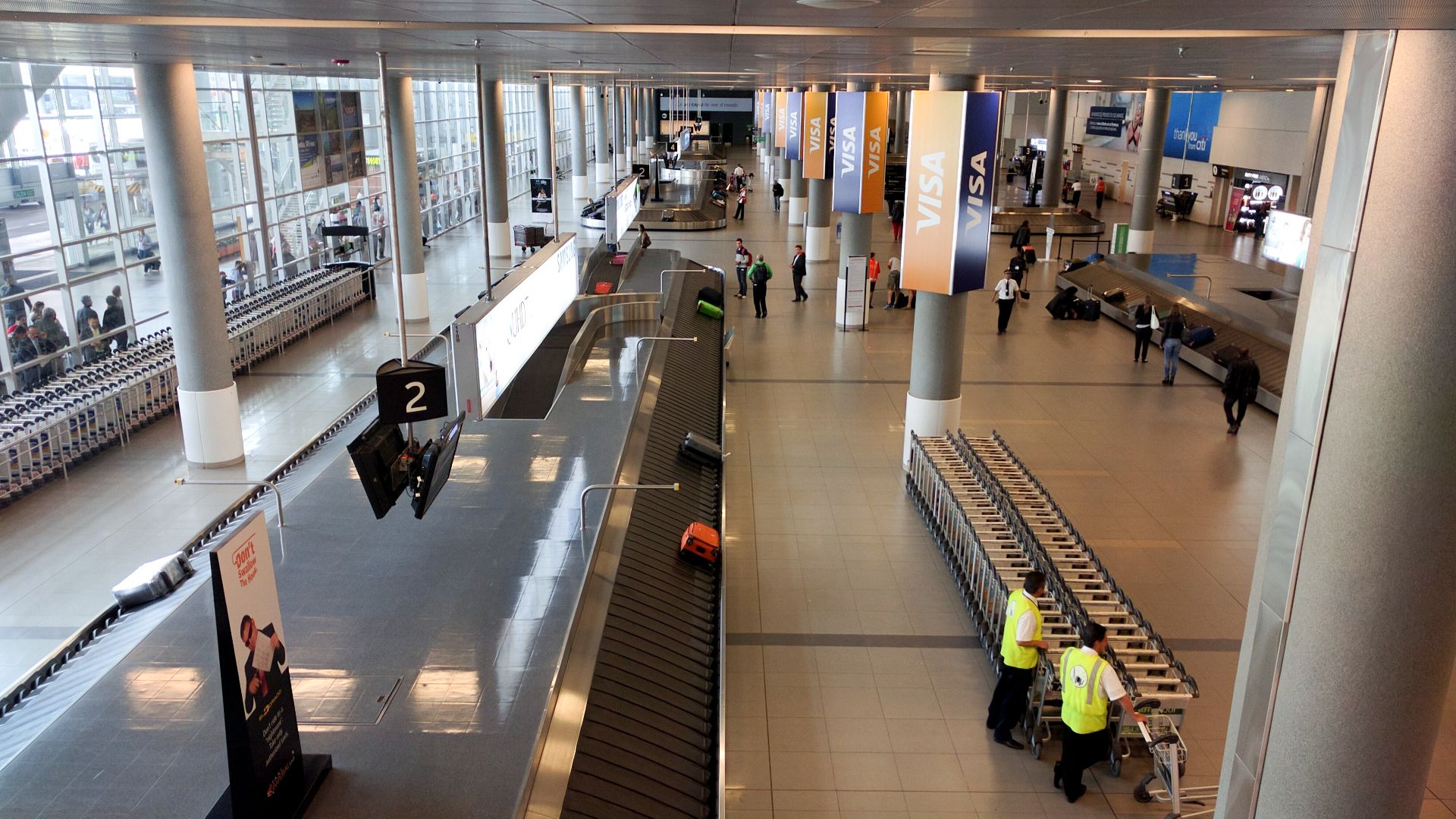 File:El Dorado Airport, Bogota (25763751451).jpg