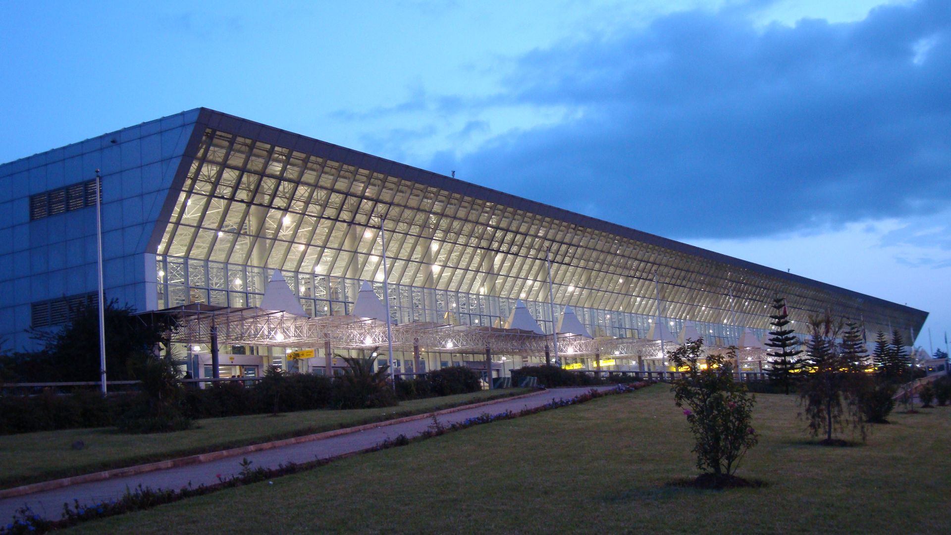 File:Bole international airport.jpg