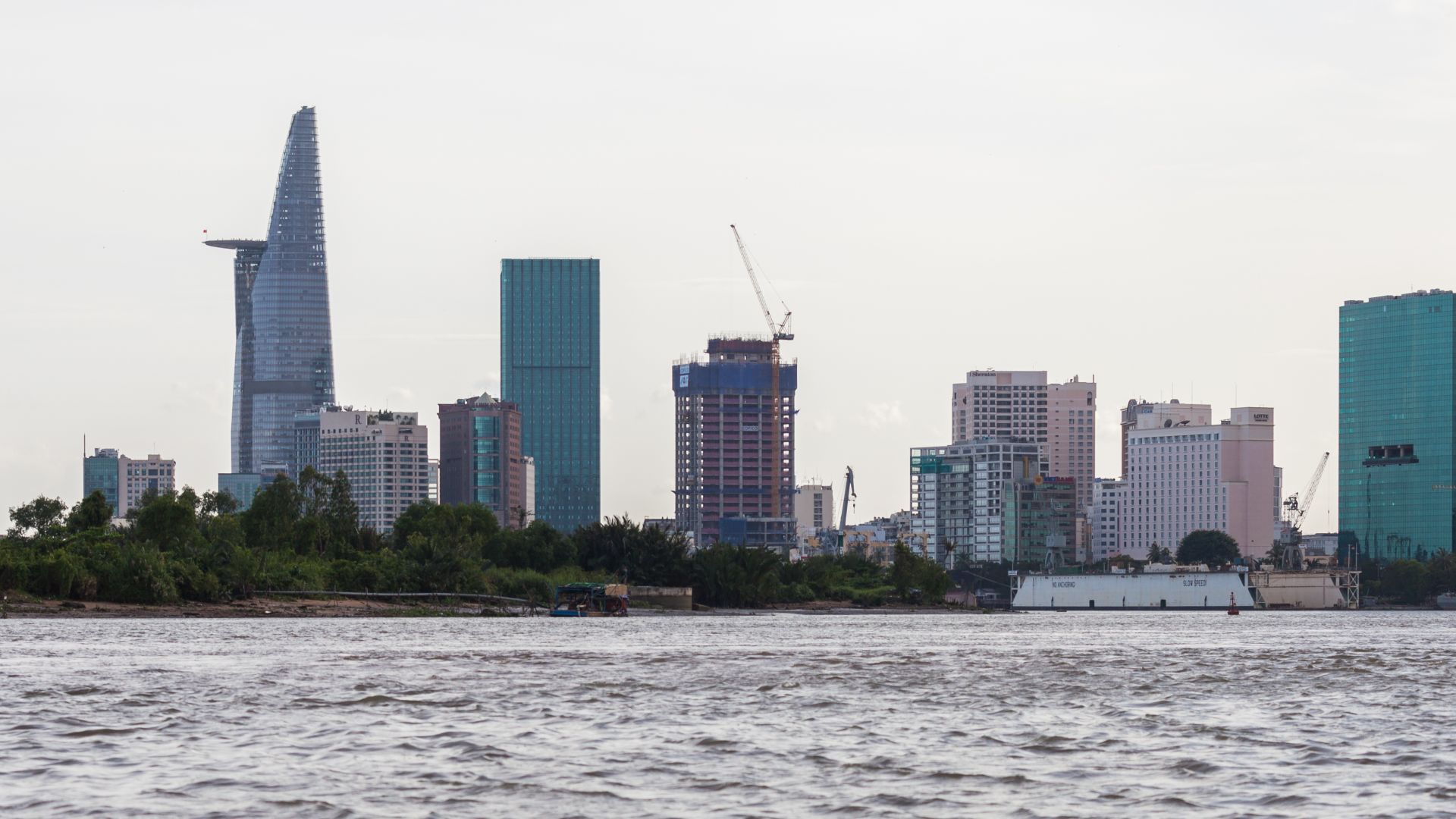 File:Río Saigón, Ciudad Ho Chi Minh, Vietnam, 2013-08-14, DD 29.JPG