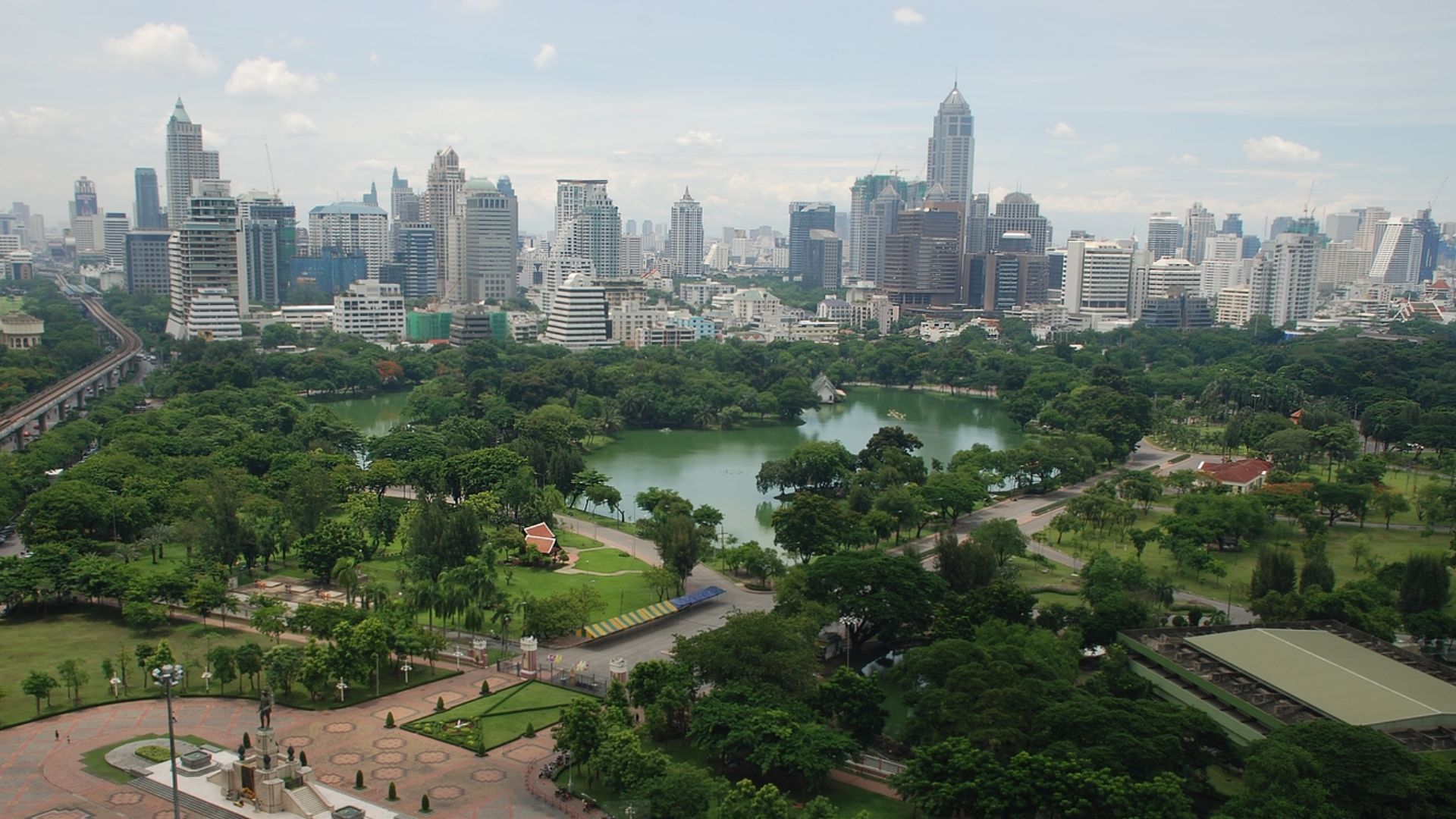 File:Aerial view of Lumphini Park.jpg