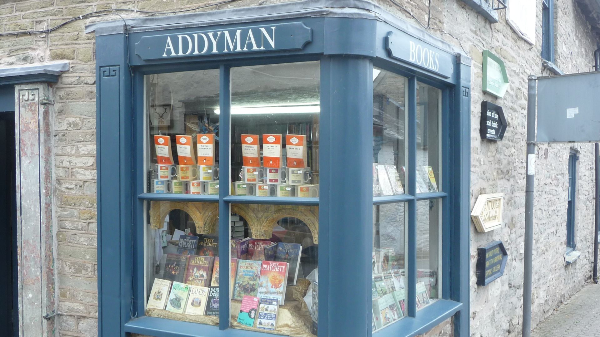 File:Addyman Books 01.jpg