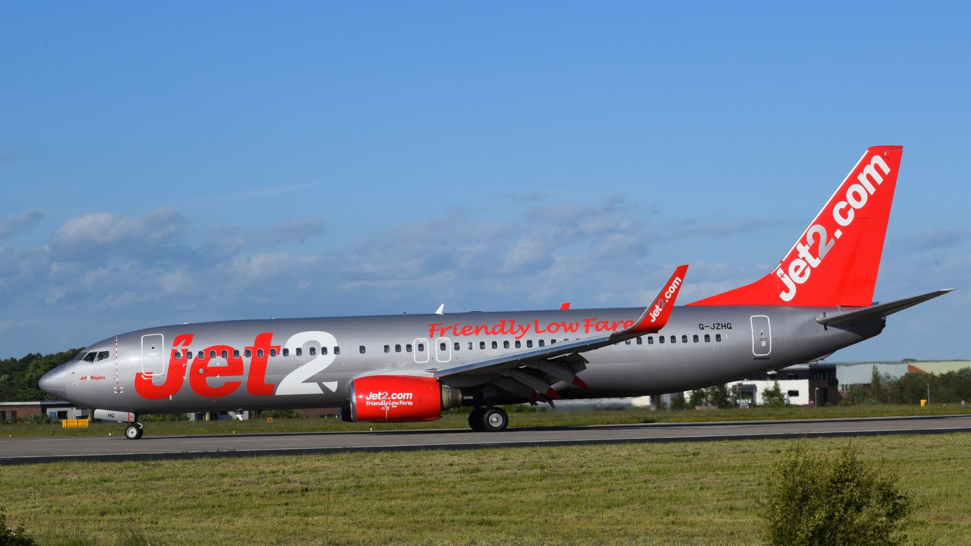 File:G-JZHG at Leeds Bradford Airport (8th June 2024) 003.jpg