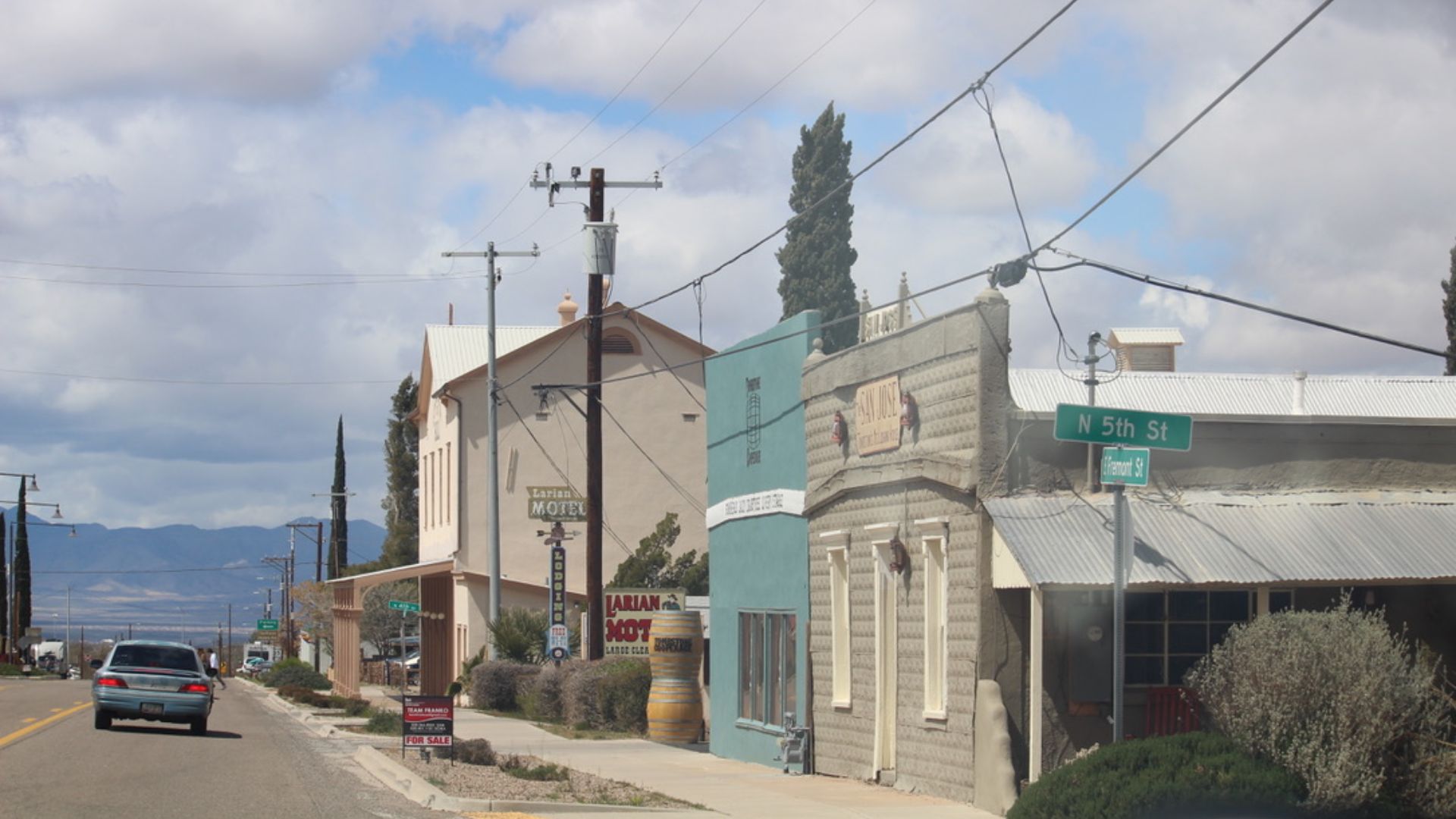 File:Tombstone Street.jpg