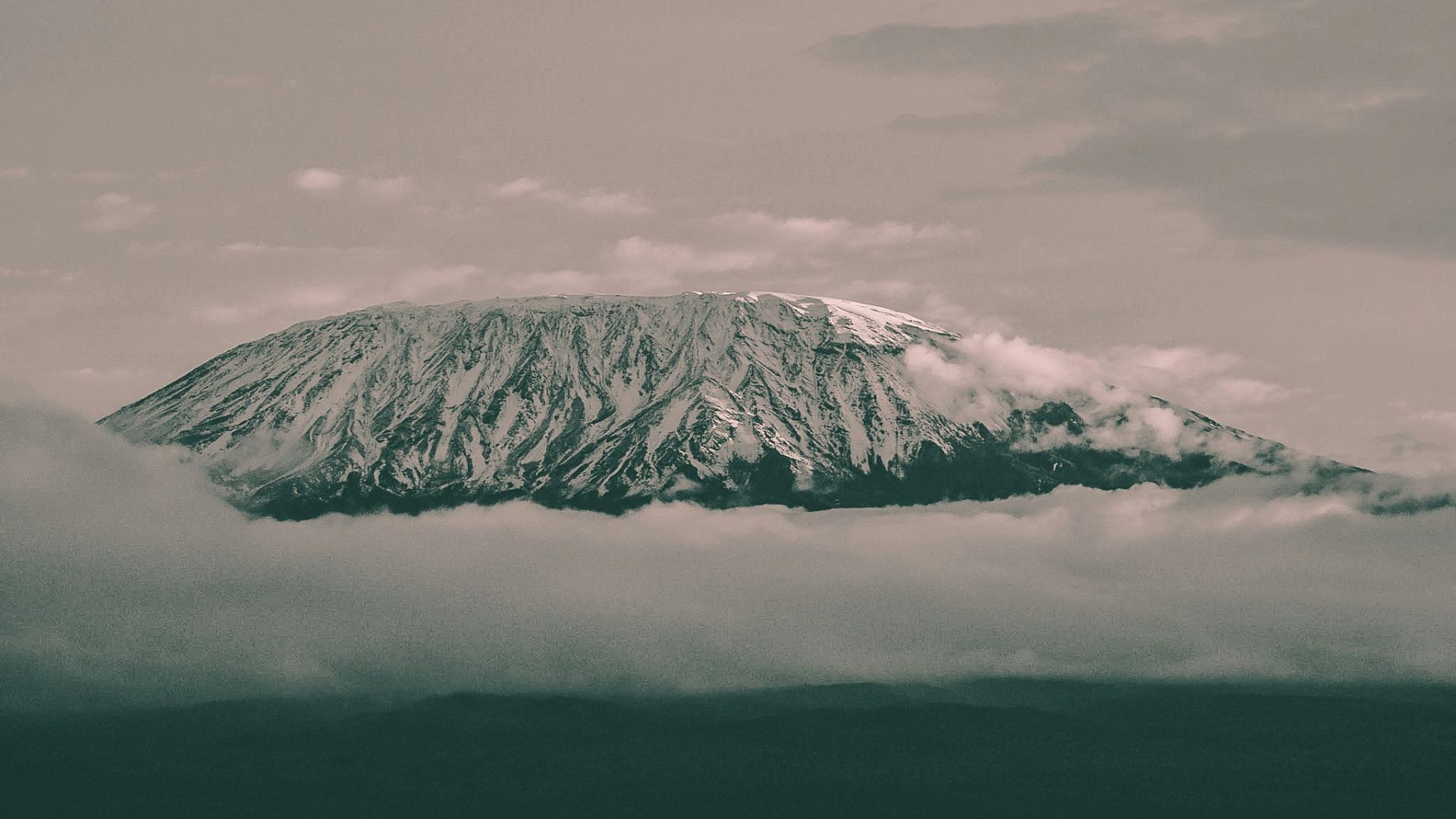 landscape photography of plateau surrounded with clouds