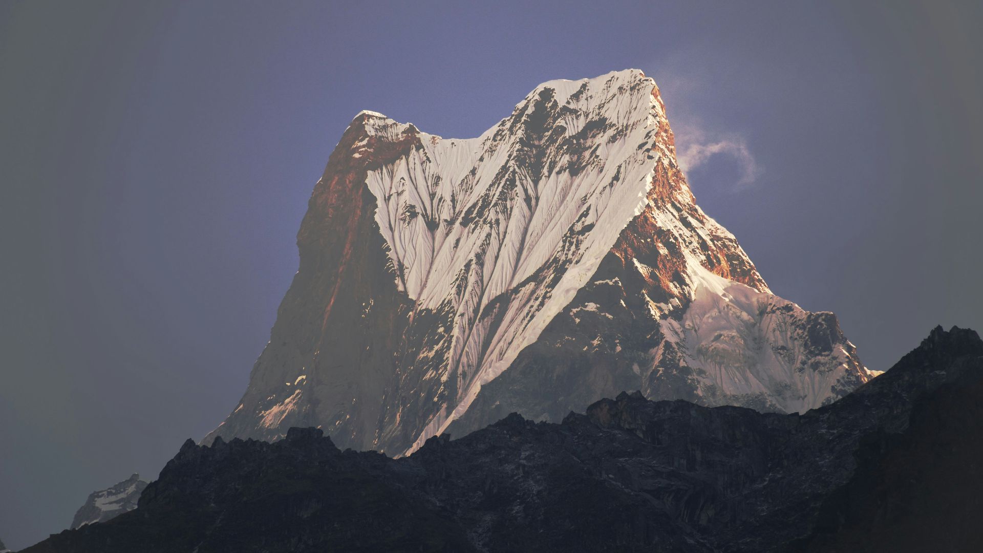 focus photo of mountain covered with snow during daytime