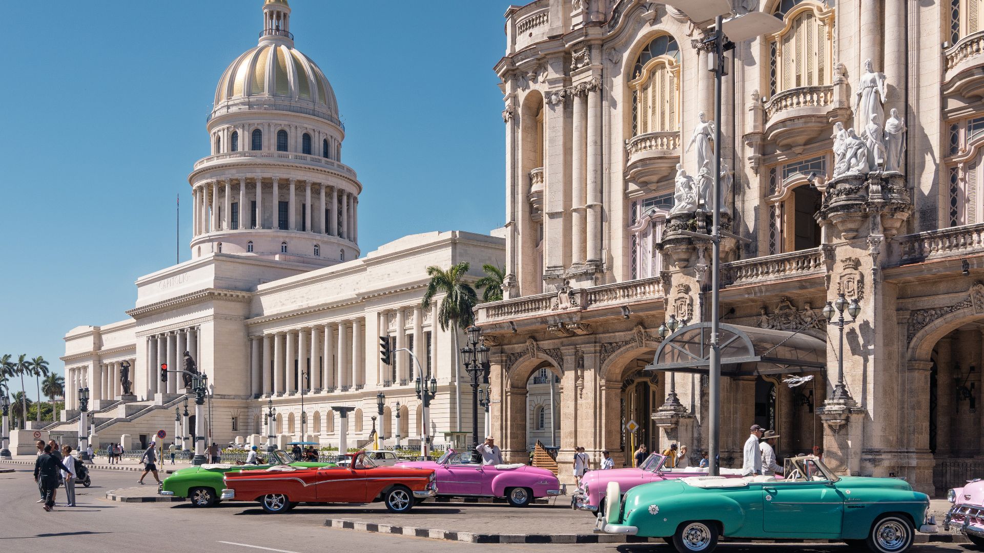 File:National-Capitol-and-classic-cars-in-Havana-Cuba-225-031-061A.jpg