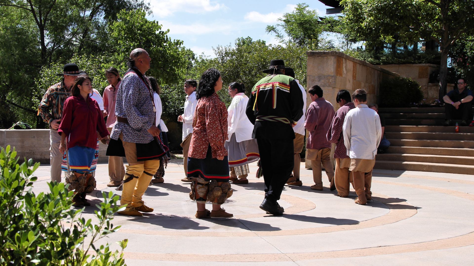 File:Chickasaw Stomp Dance Demonstration.jpg