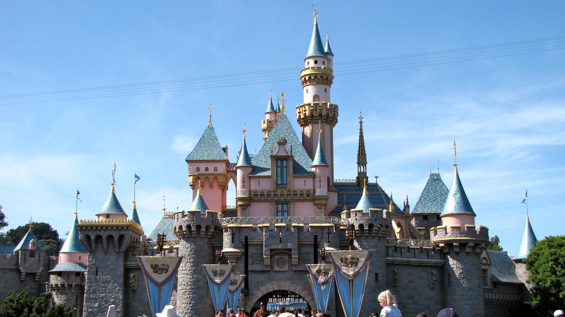 File:SleepingBeautyCastle.JPG