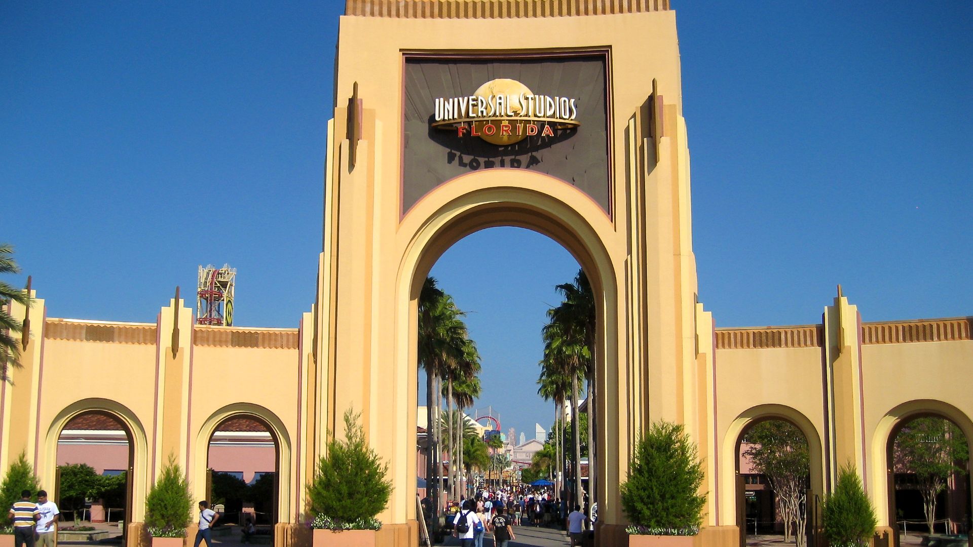 File:USF Entrance.jpg