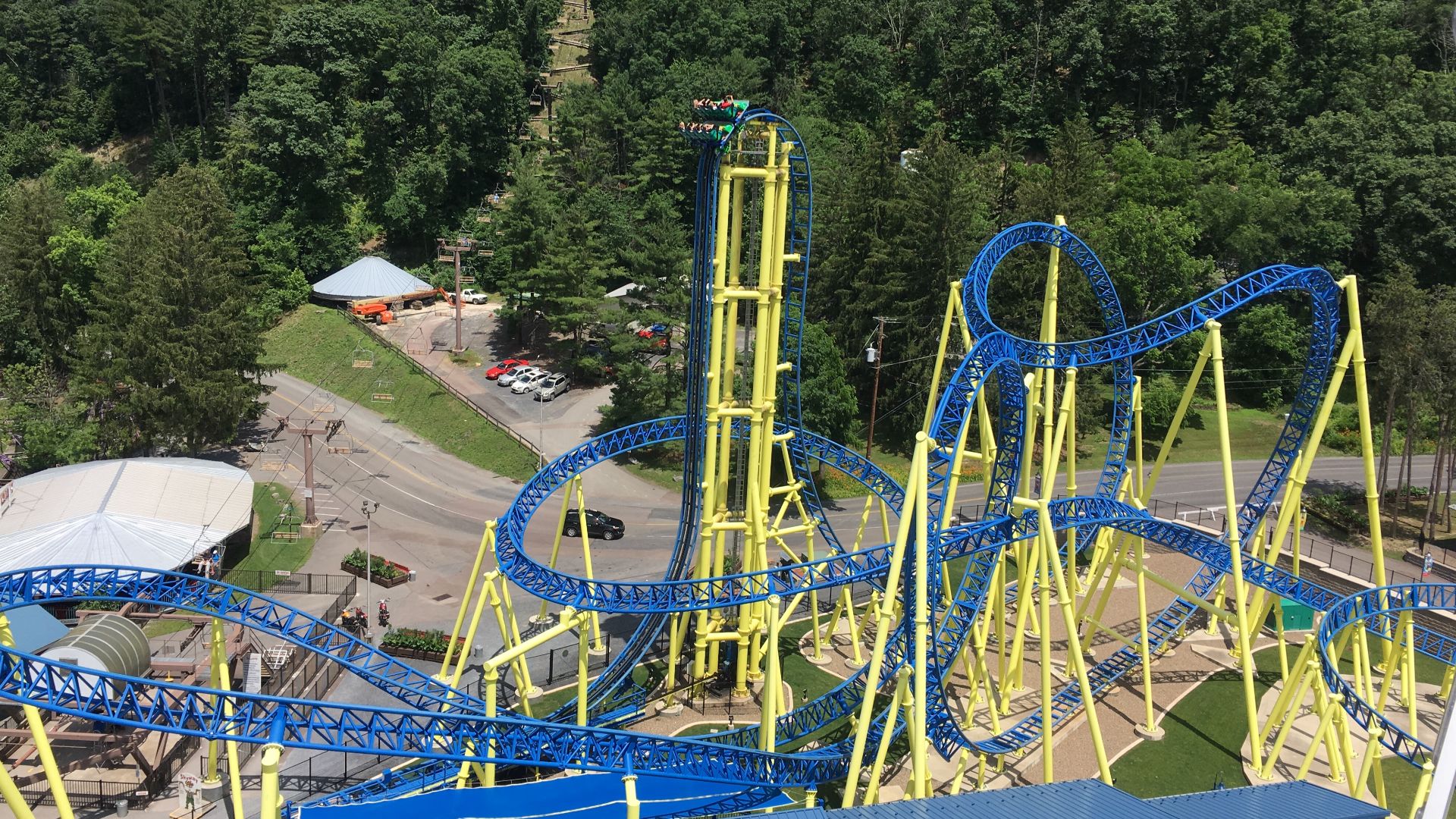 File:Impulse ride photographed from above.jpg