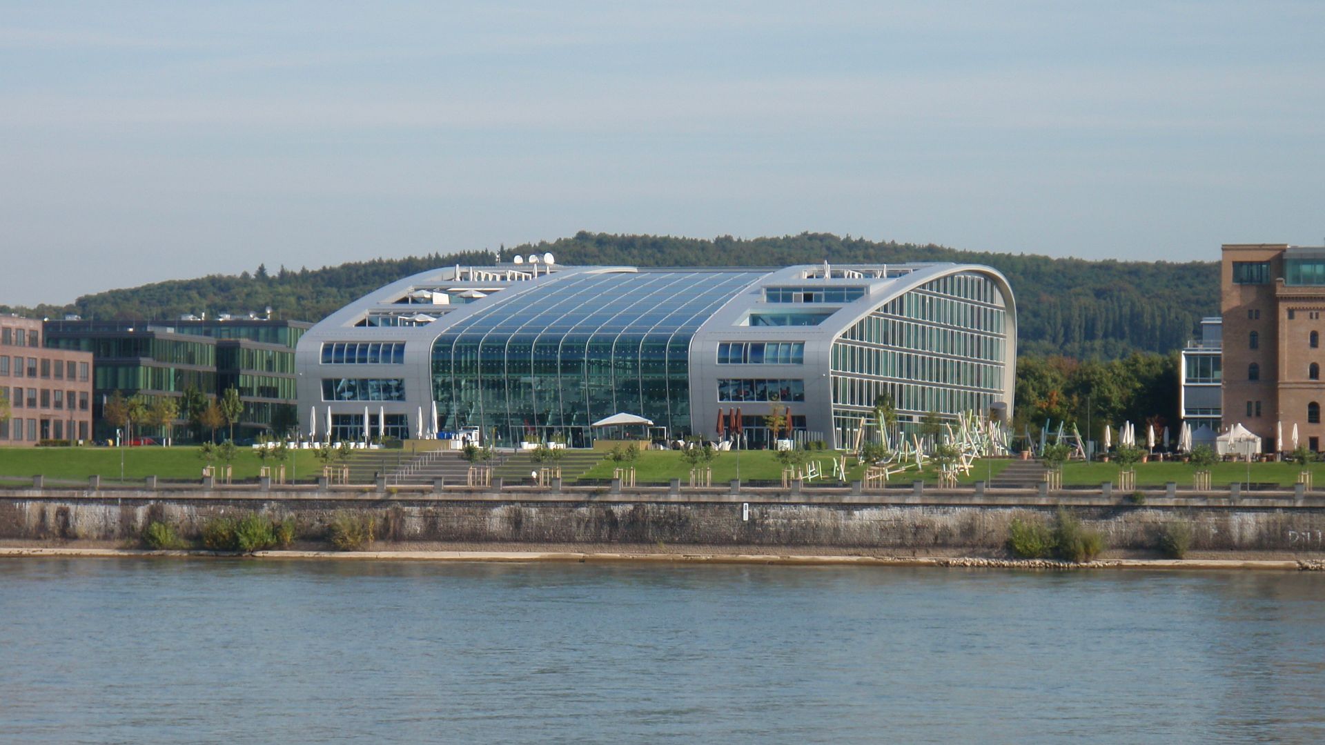 File:Kameha Grand Bonn P9210455.JPG