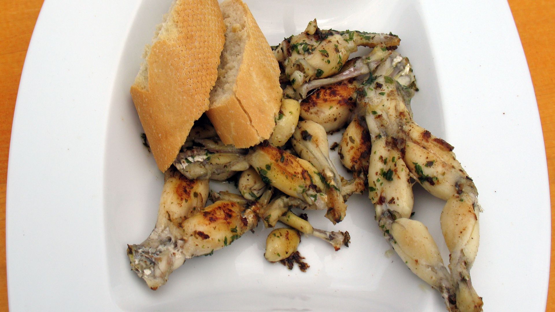 File:2012 Froschschenkel anagoria.JPG