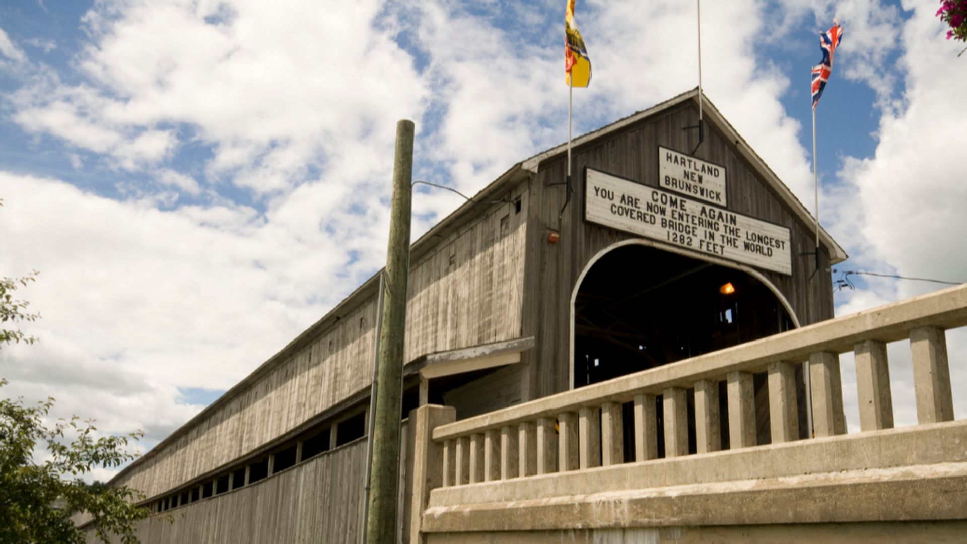 File:Hartland Bridge aval.jpg