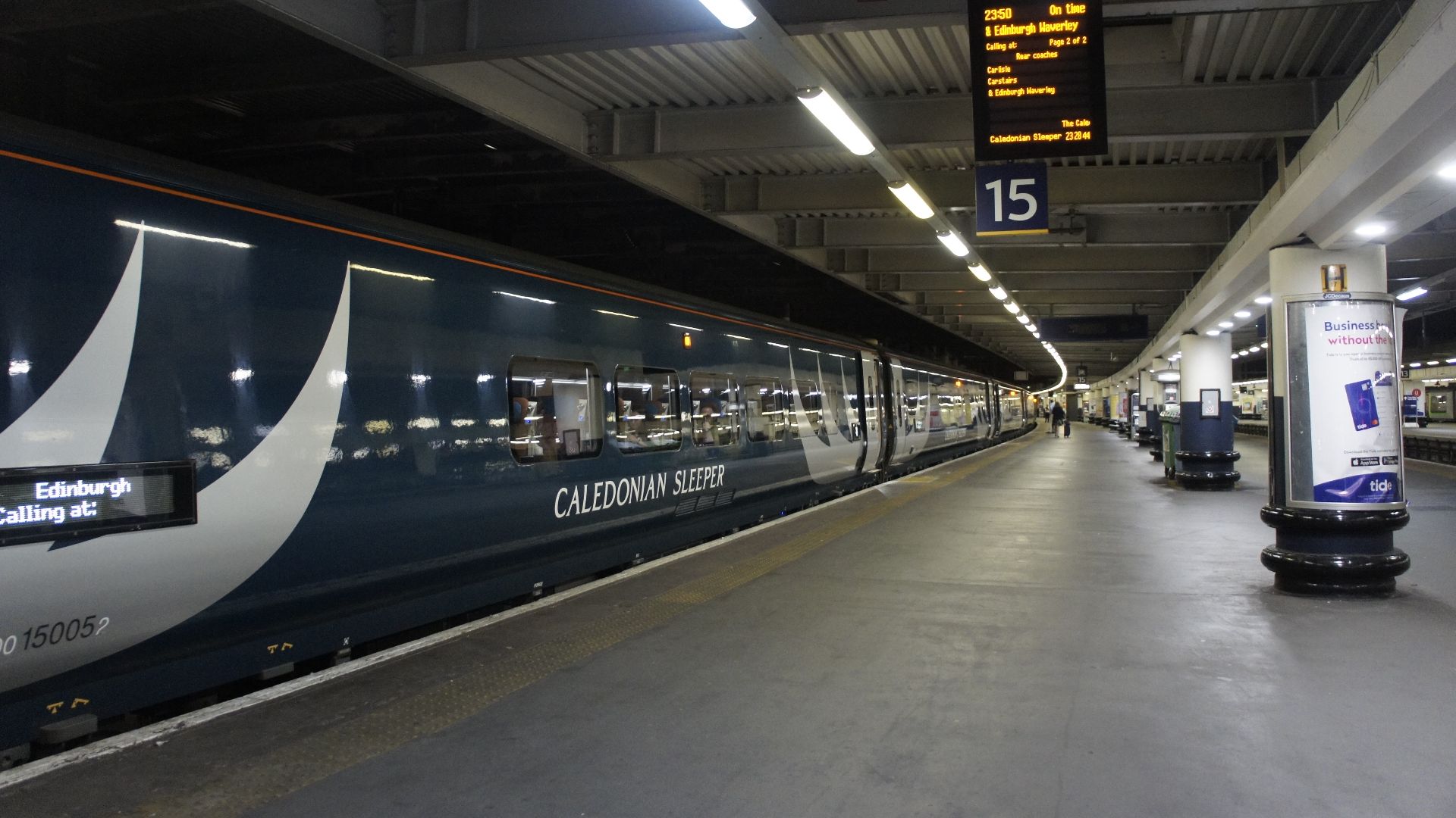 File:Caledonian Sleeper Euston.jpg