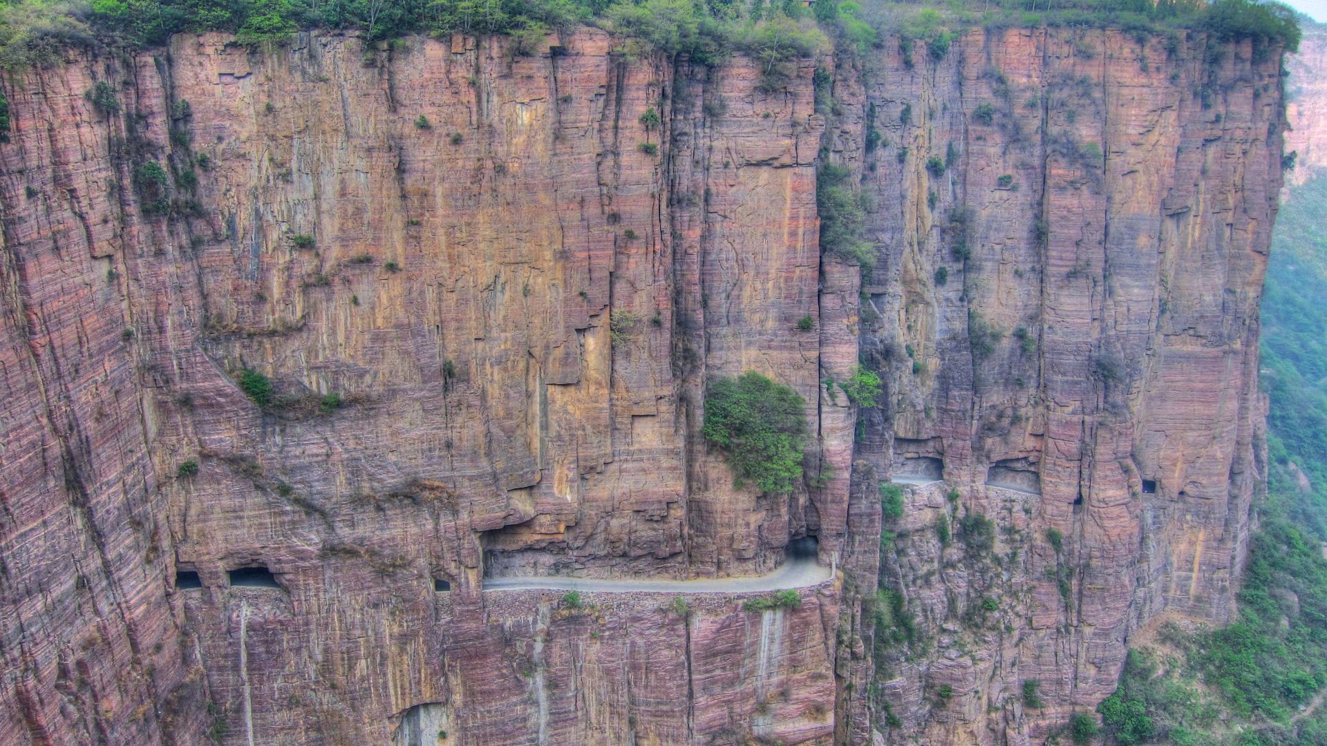 File:Guoliang tunnel road 2011-4-29 17-24-01 (5689275863).jpg