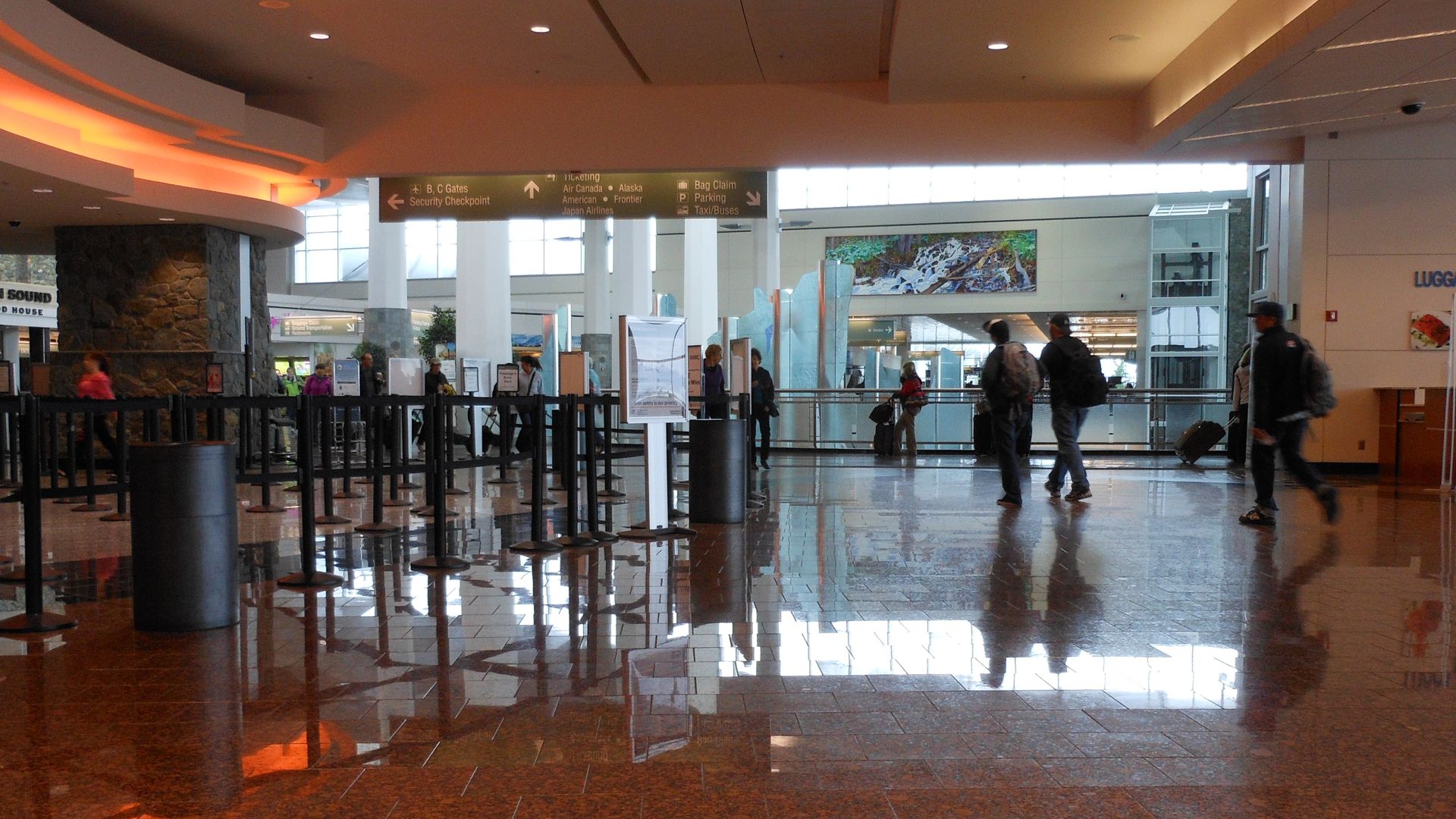 File:Main lobby of South Terminal, Ted Stevens Anchorage International Airport.jpg