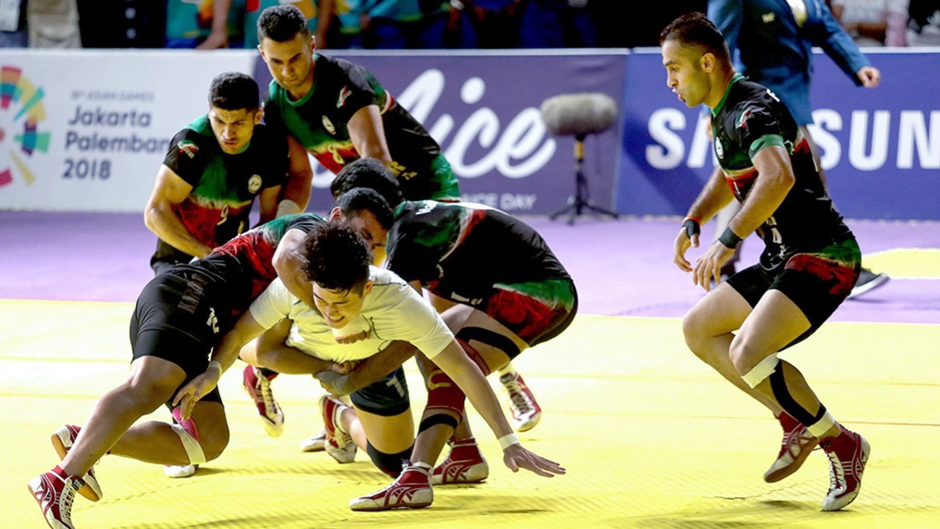 File:Iran men's national kabaddi team 13970602000432636707284535394012 98208.jpg