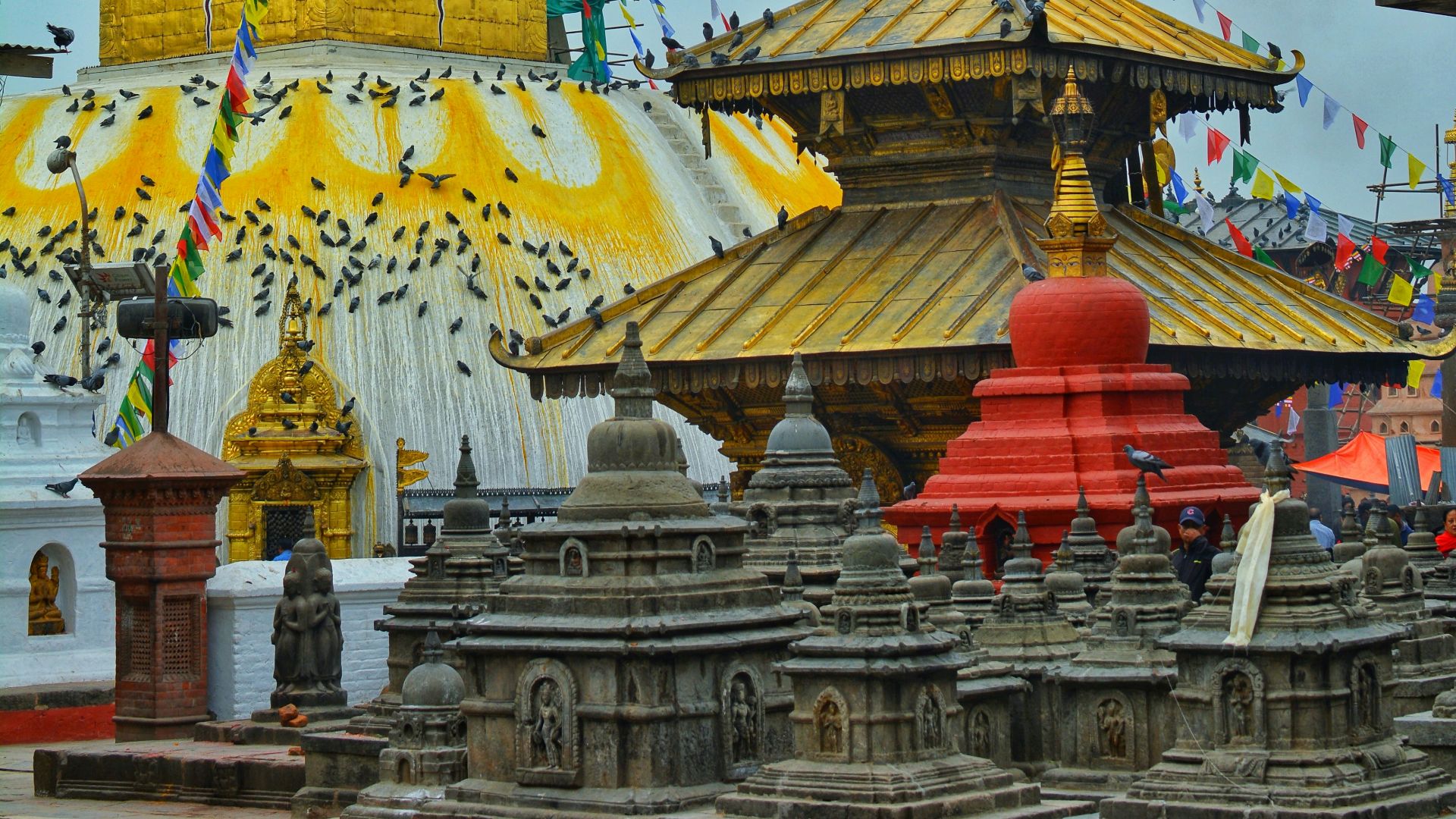 assorted-color temple miniatures during daytime photo