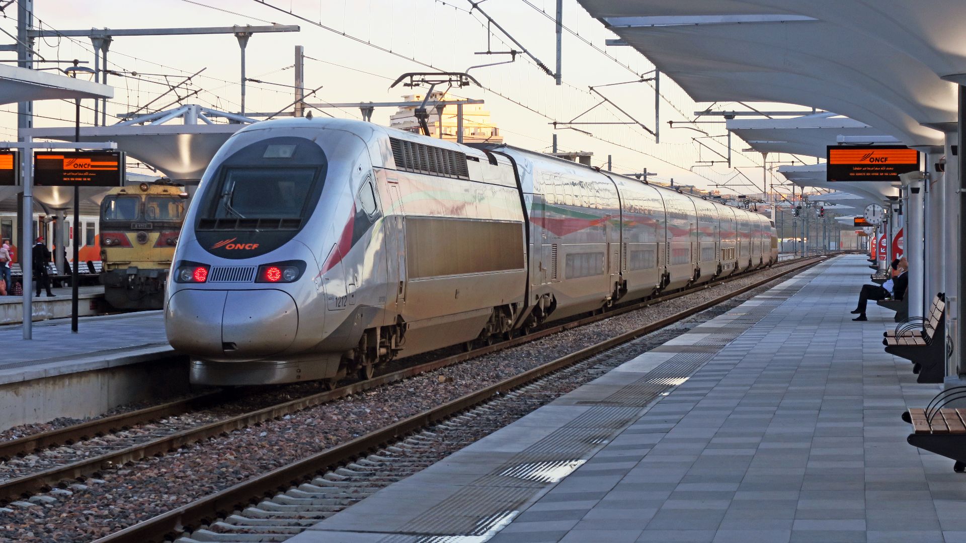 File:Al Boraq RGV2N2 at Tanger Ville.jpg