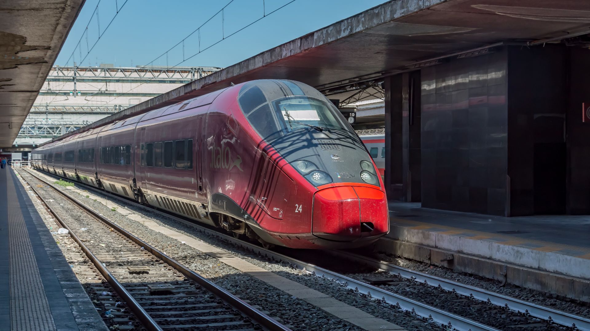 File:Rome Termini Italo High Speed Train (35711997431).jpg