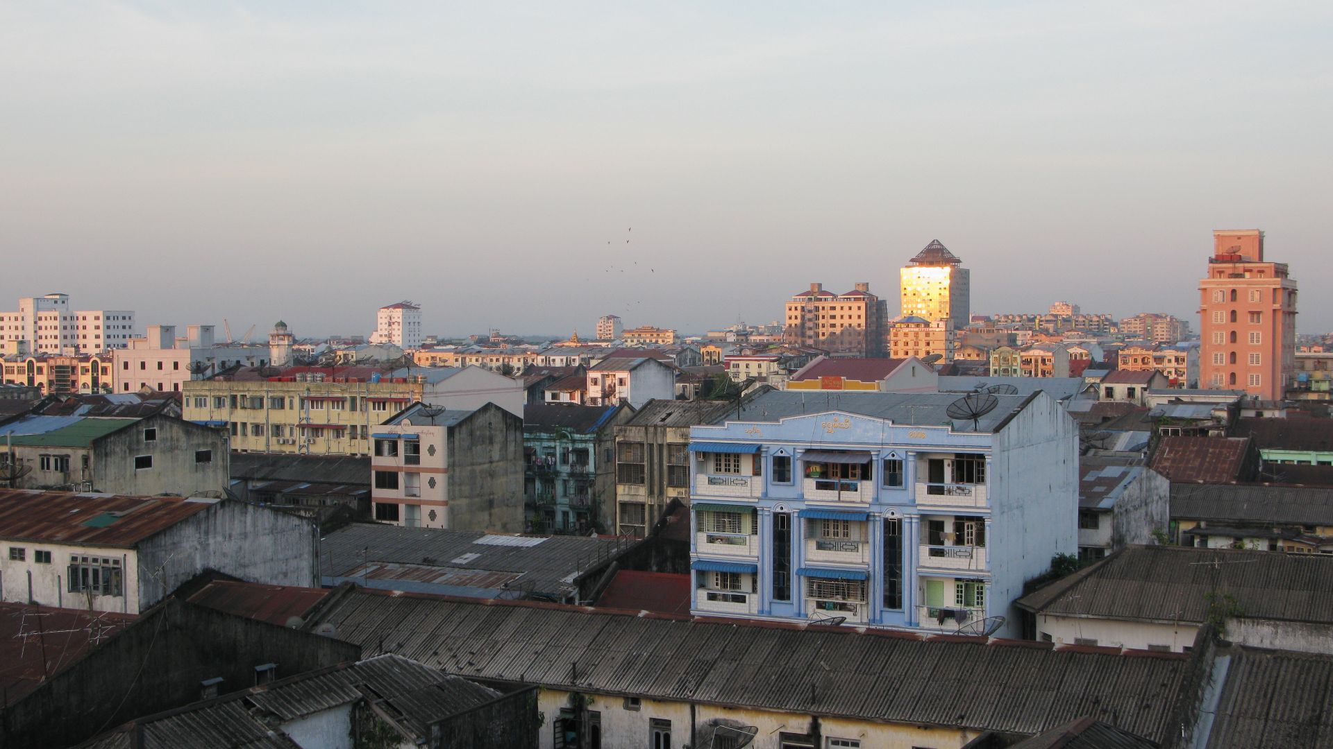 File:Yangon, Downtown city 2, Myanmar.jpg