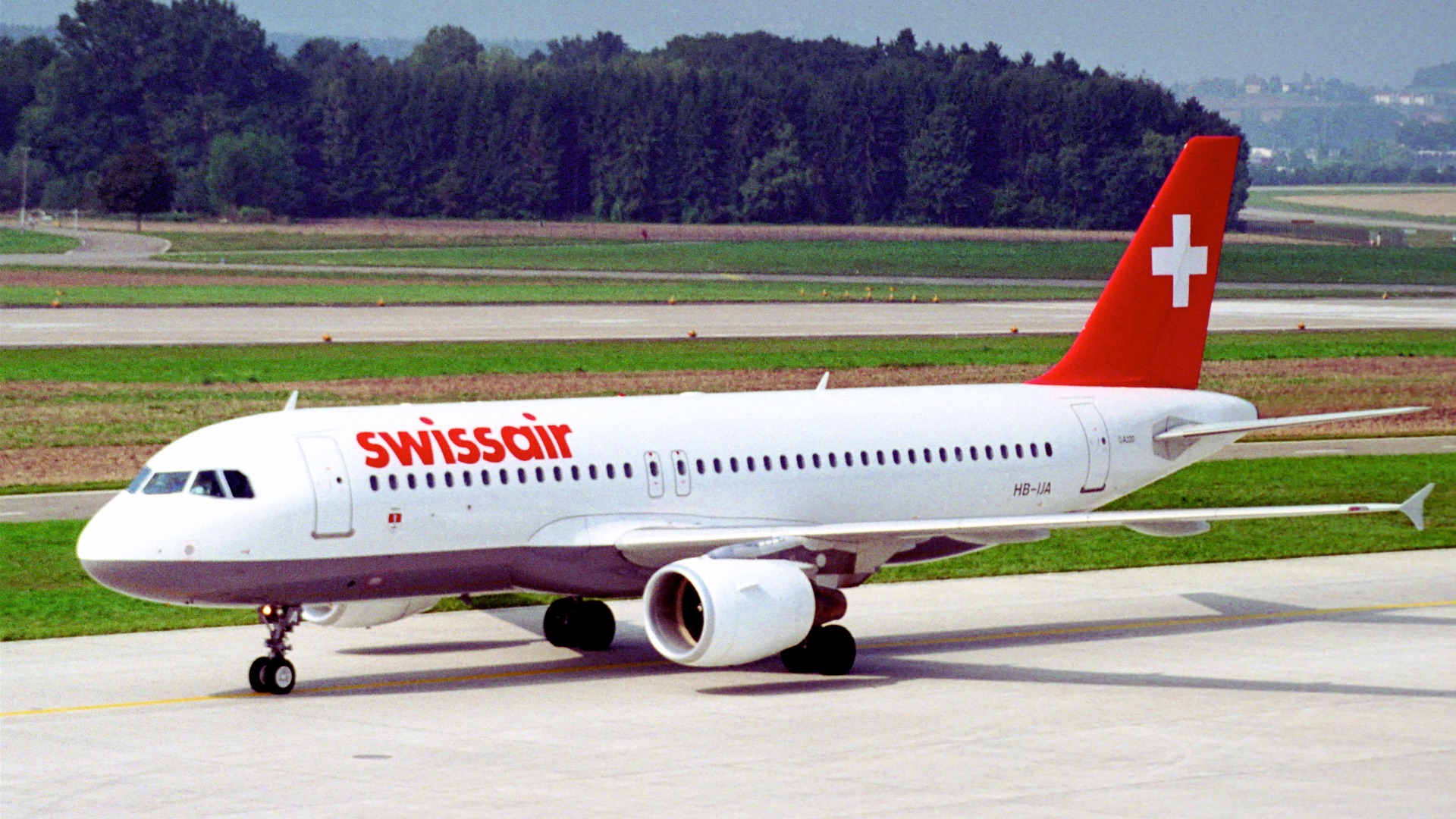 File:Swissair Airbus A320-214; HB-IJA@ZRH;24.09.1995 (5471558614).jpg