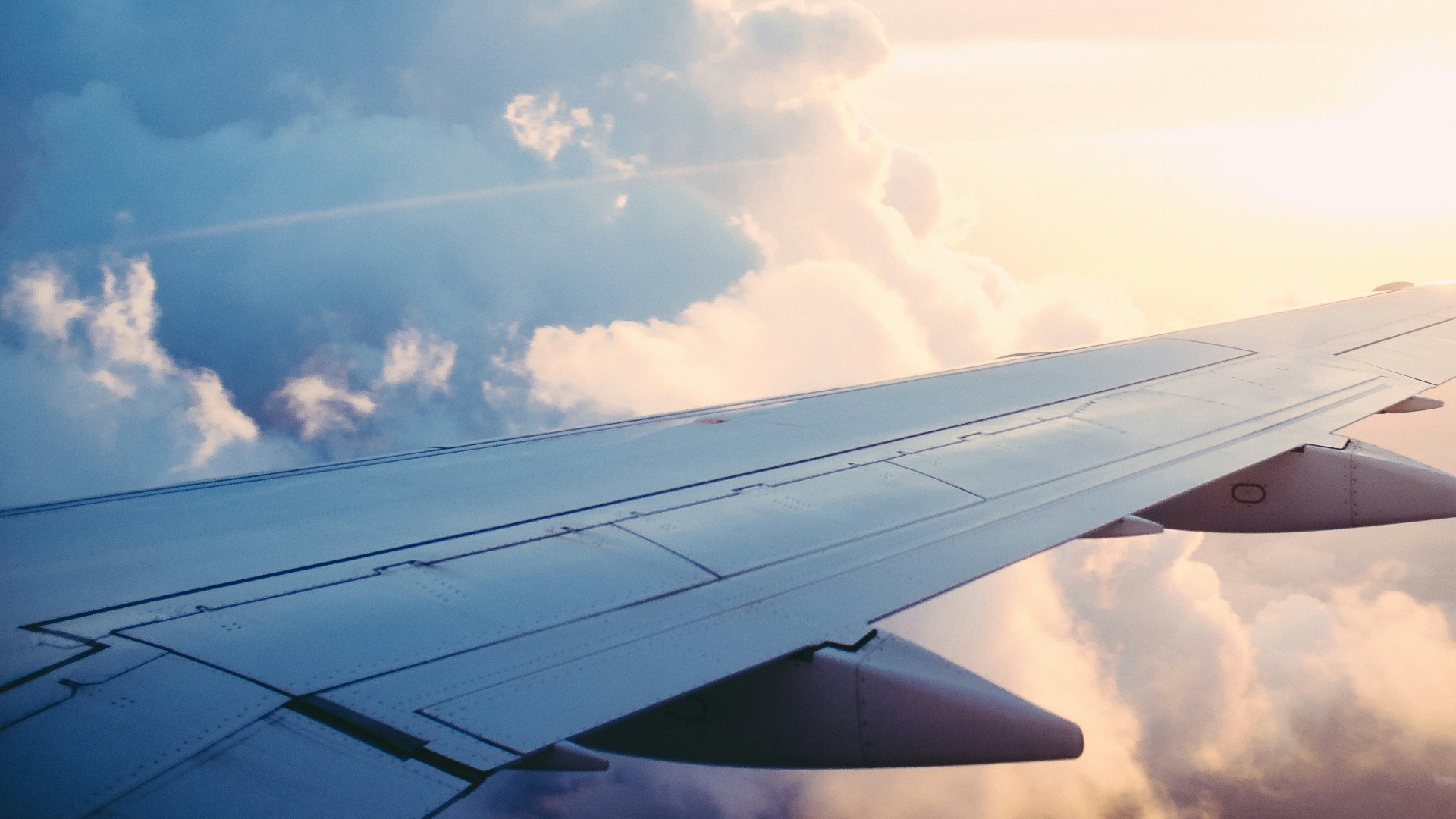 aerial photography of airliner