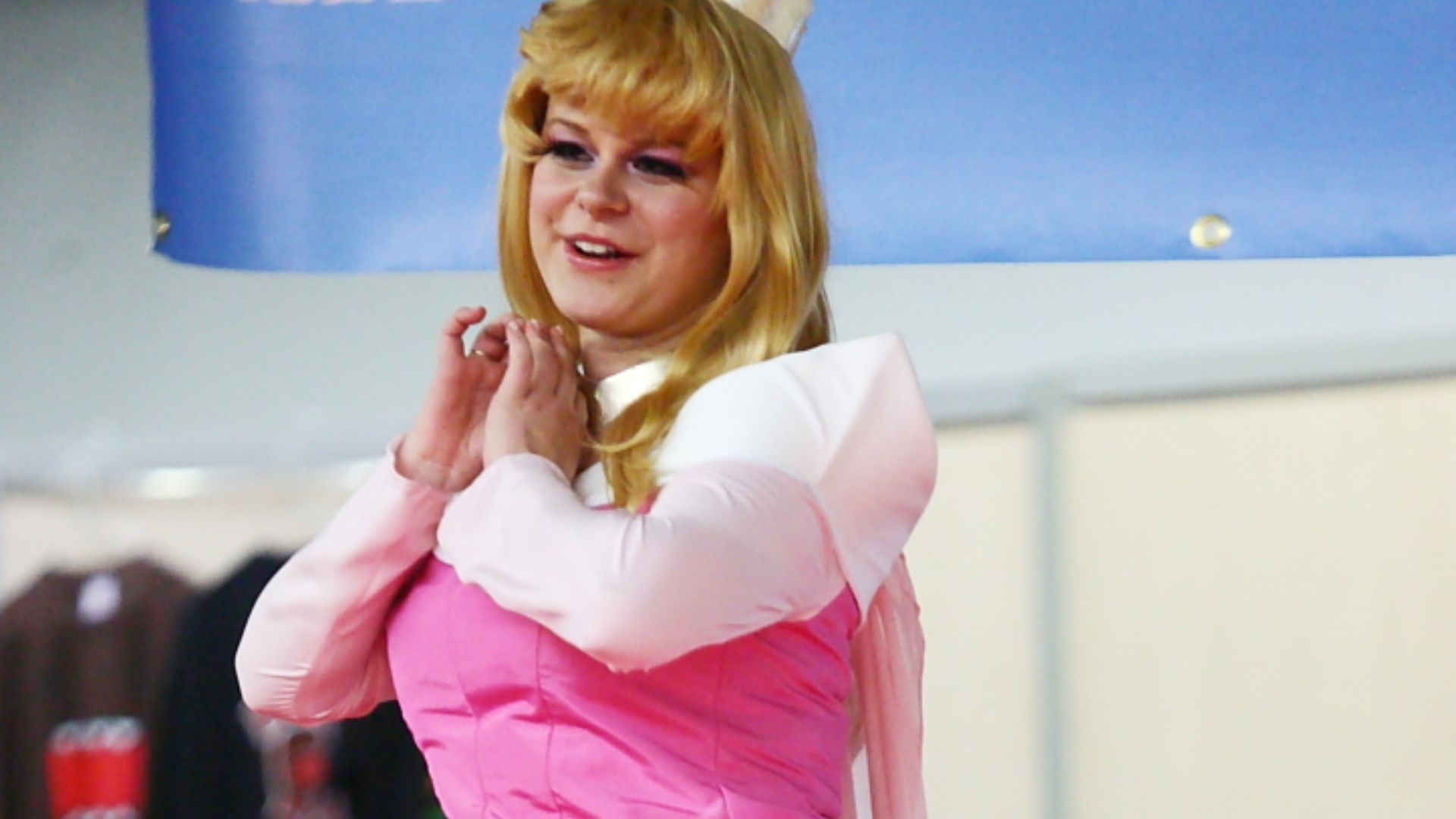 File:Princess Aurora Paris Manga 9 -Cosplay.jpg