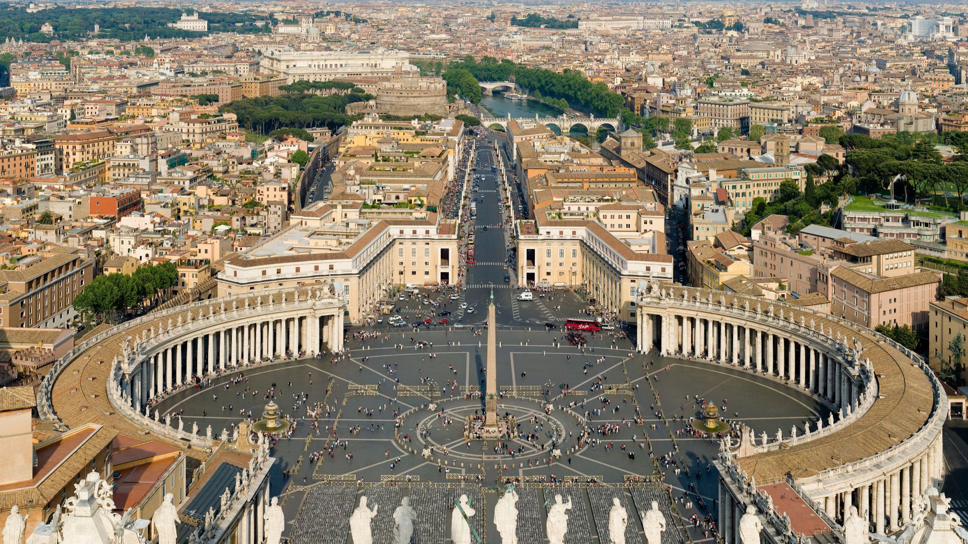 File:St Peter's Square, Vatican City - April 2007.jpg