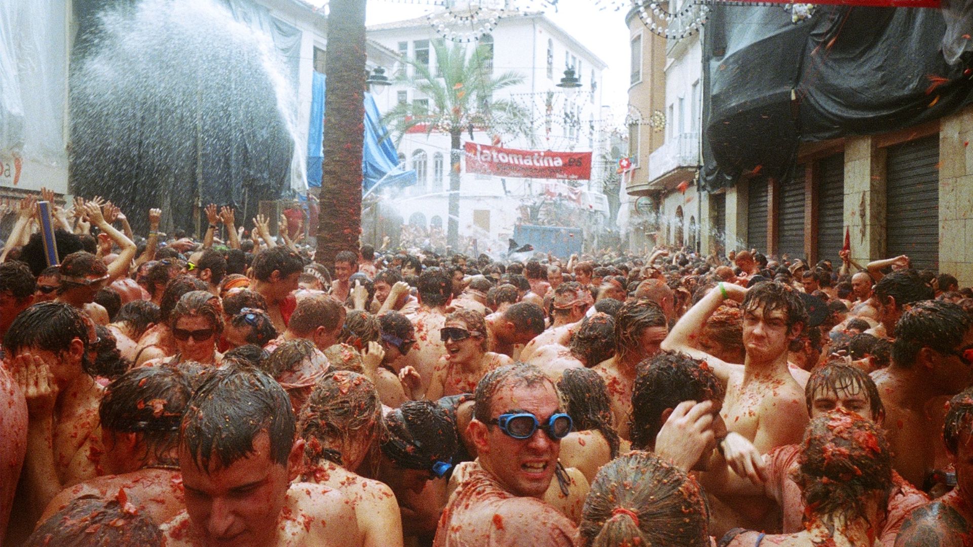 File:Tomatina 2006.jpg