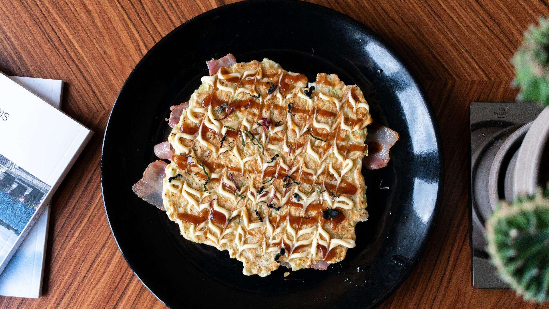 pasta on black ceramic plate