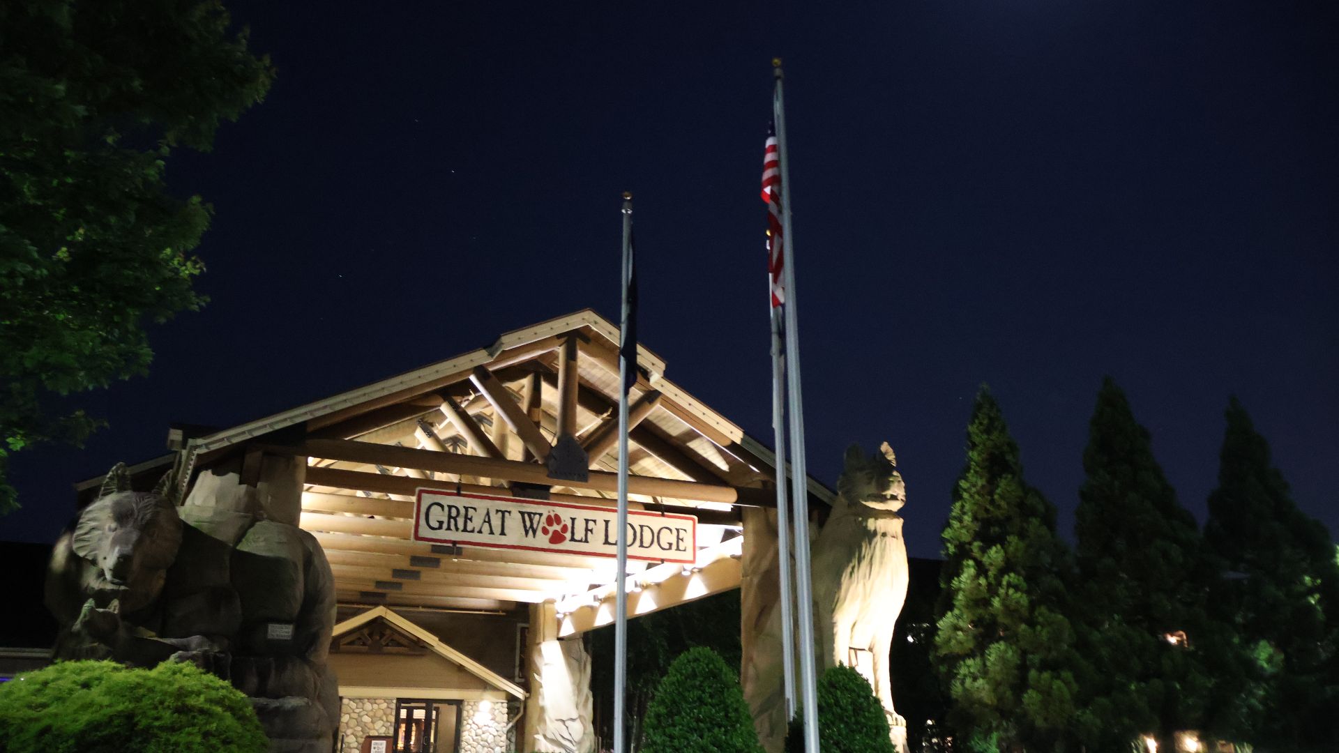 File:Exterior of Great Wolf Lodge Charlotte-Concord (May-June 2023) 21.jpg