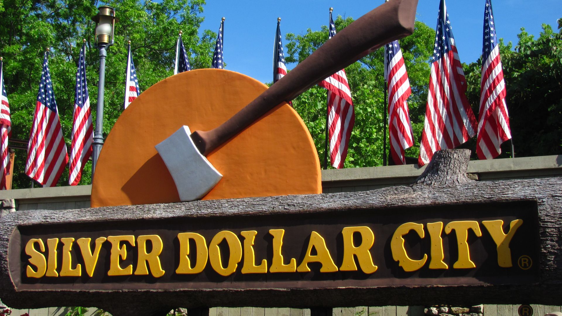 File:Silver Dollar City.jpg